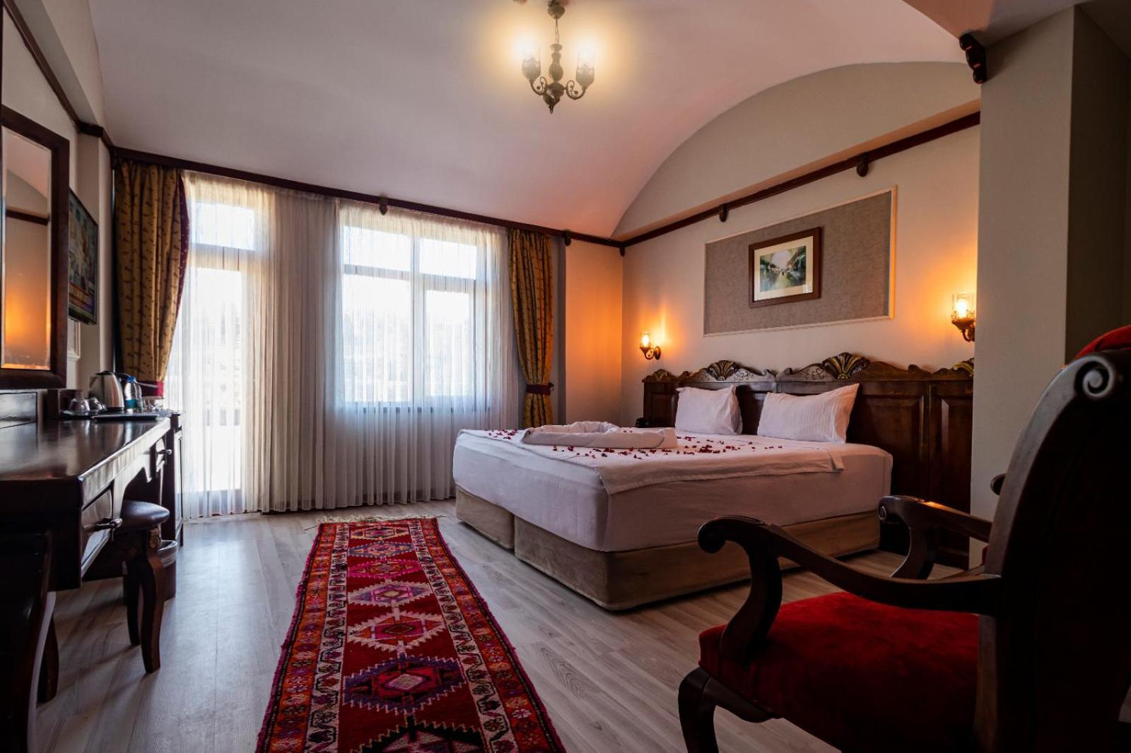 Elruha Hotel