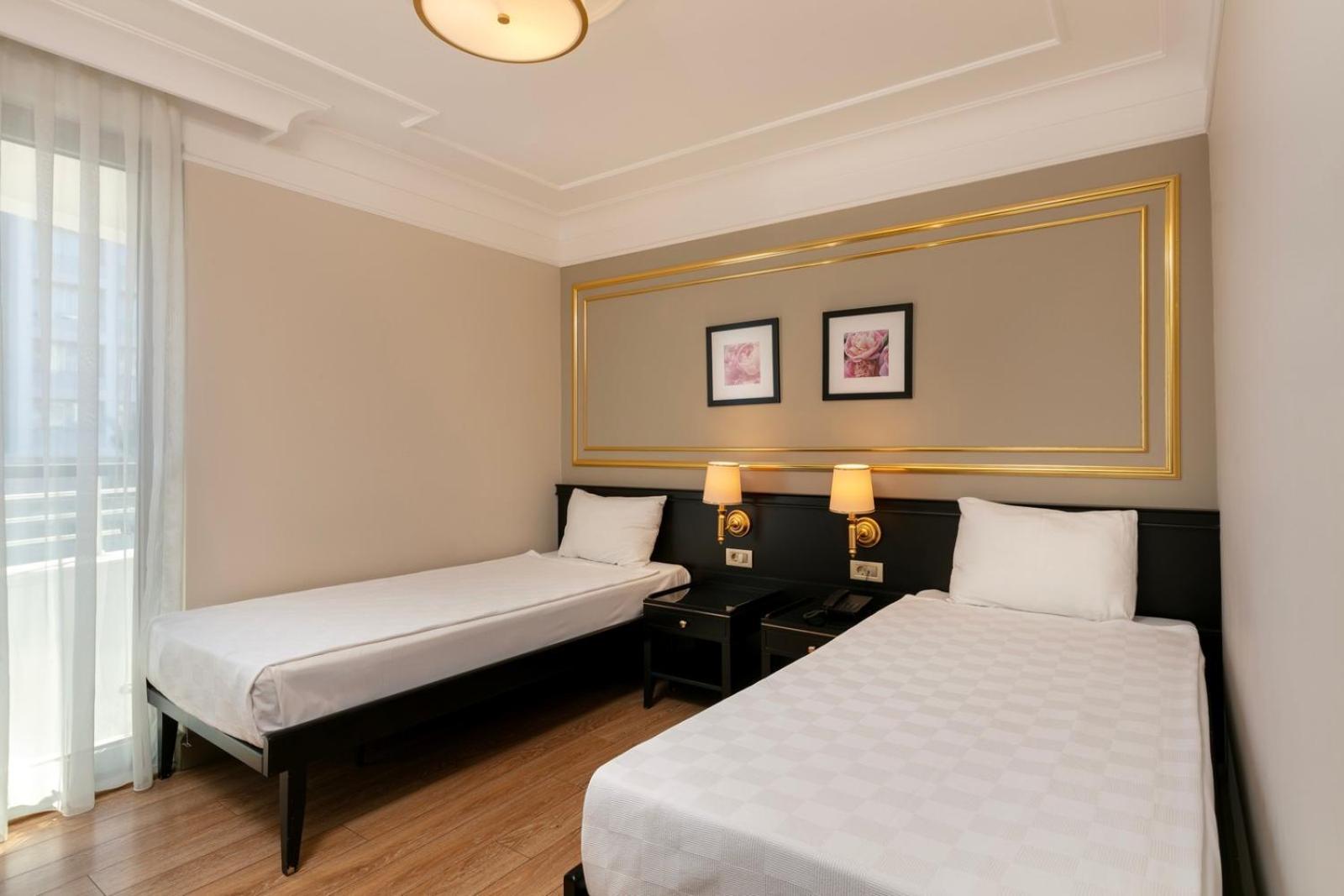 Reo - Ex Pacco Hotel