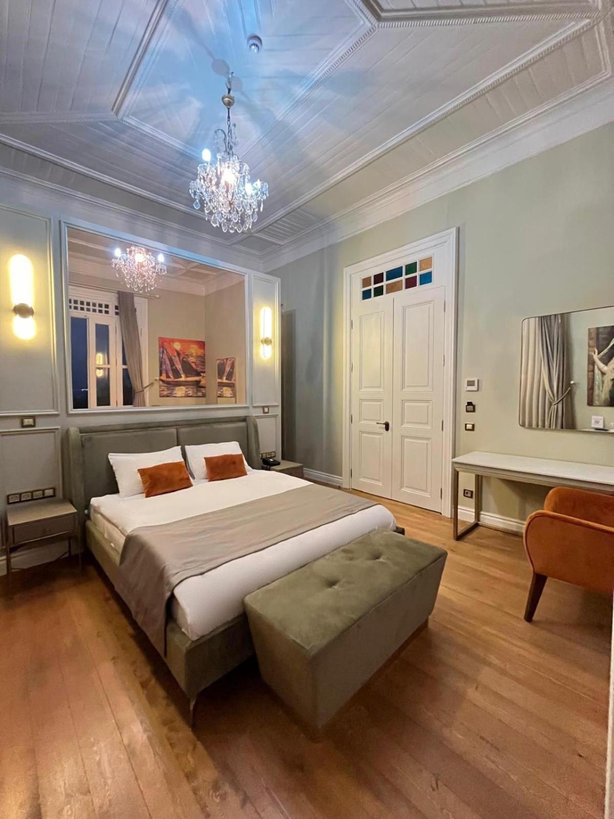 Hotel Triada Bueyuekada Adalar