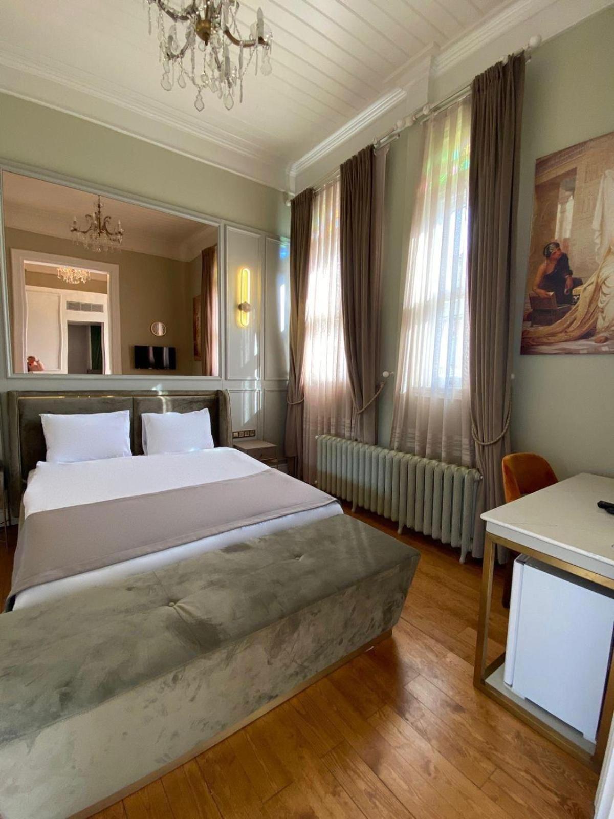 Triada Bueyuekada Hotel Adalar