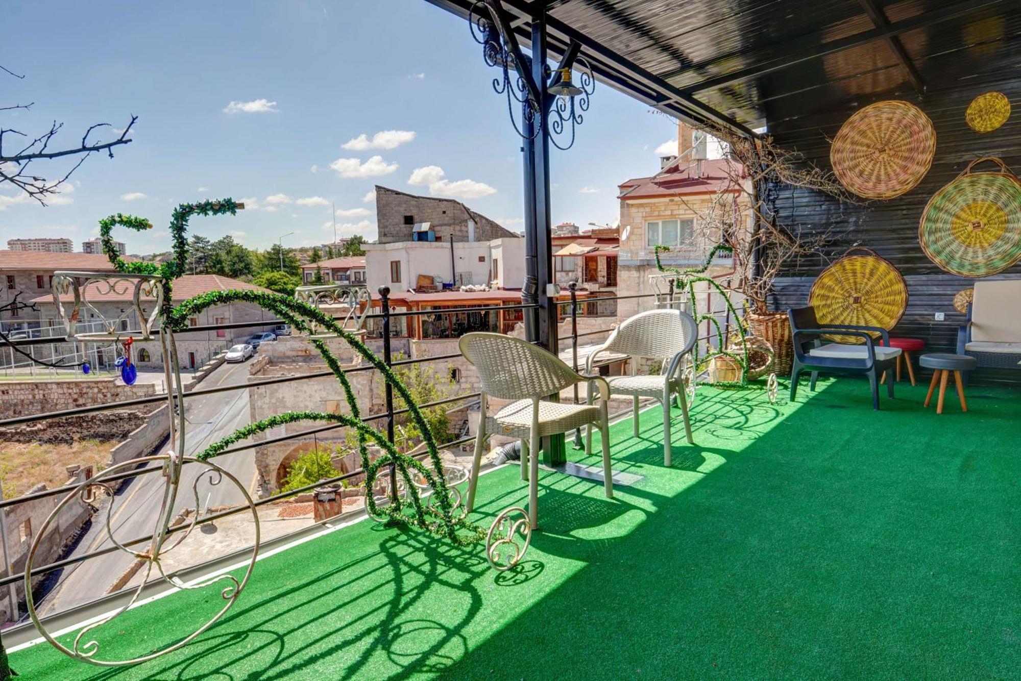 Nar I Ask Cave Hotel