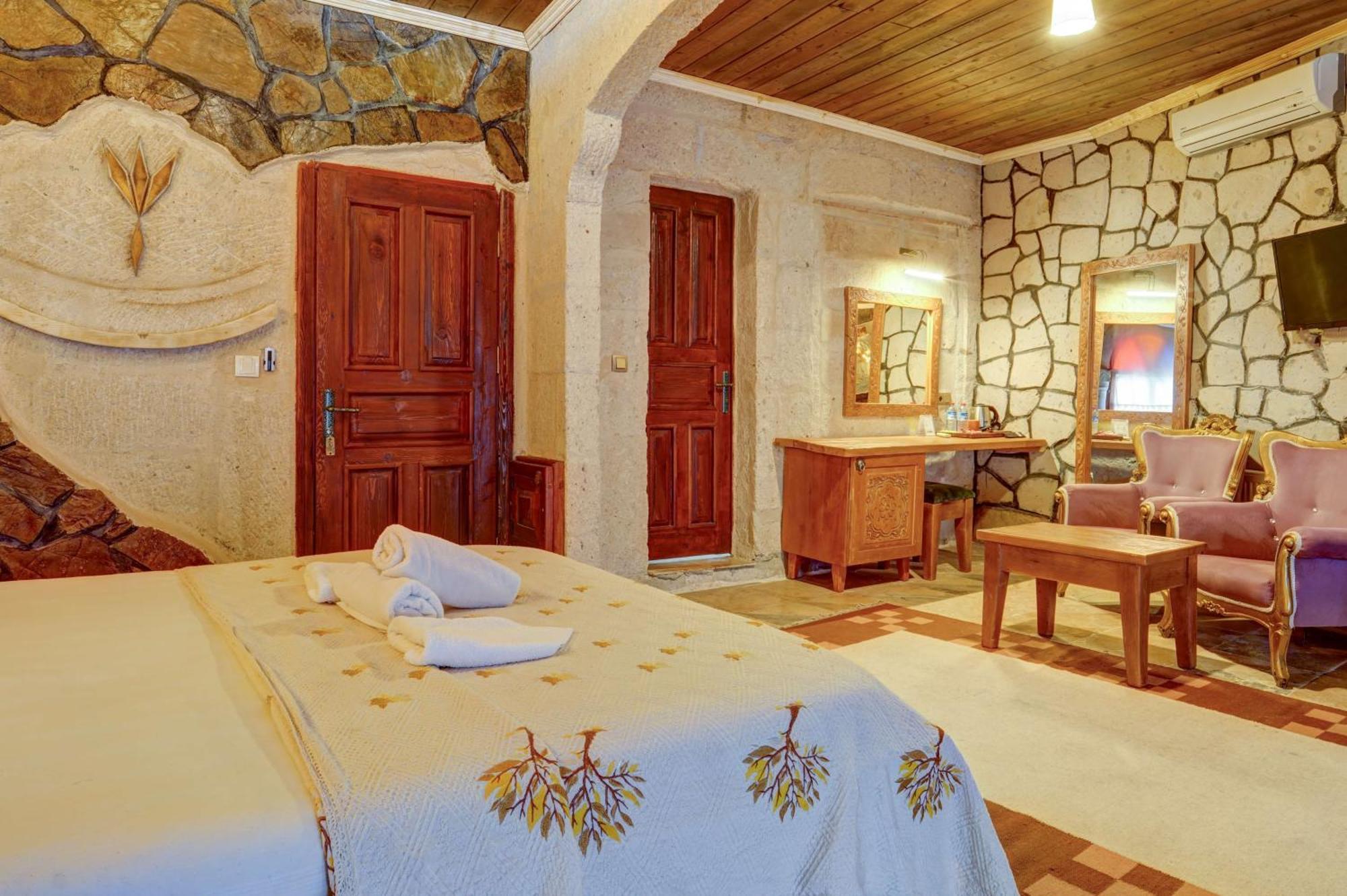 Nar I Ask Cave Hotel 5*