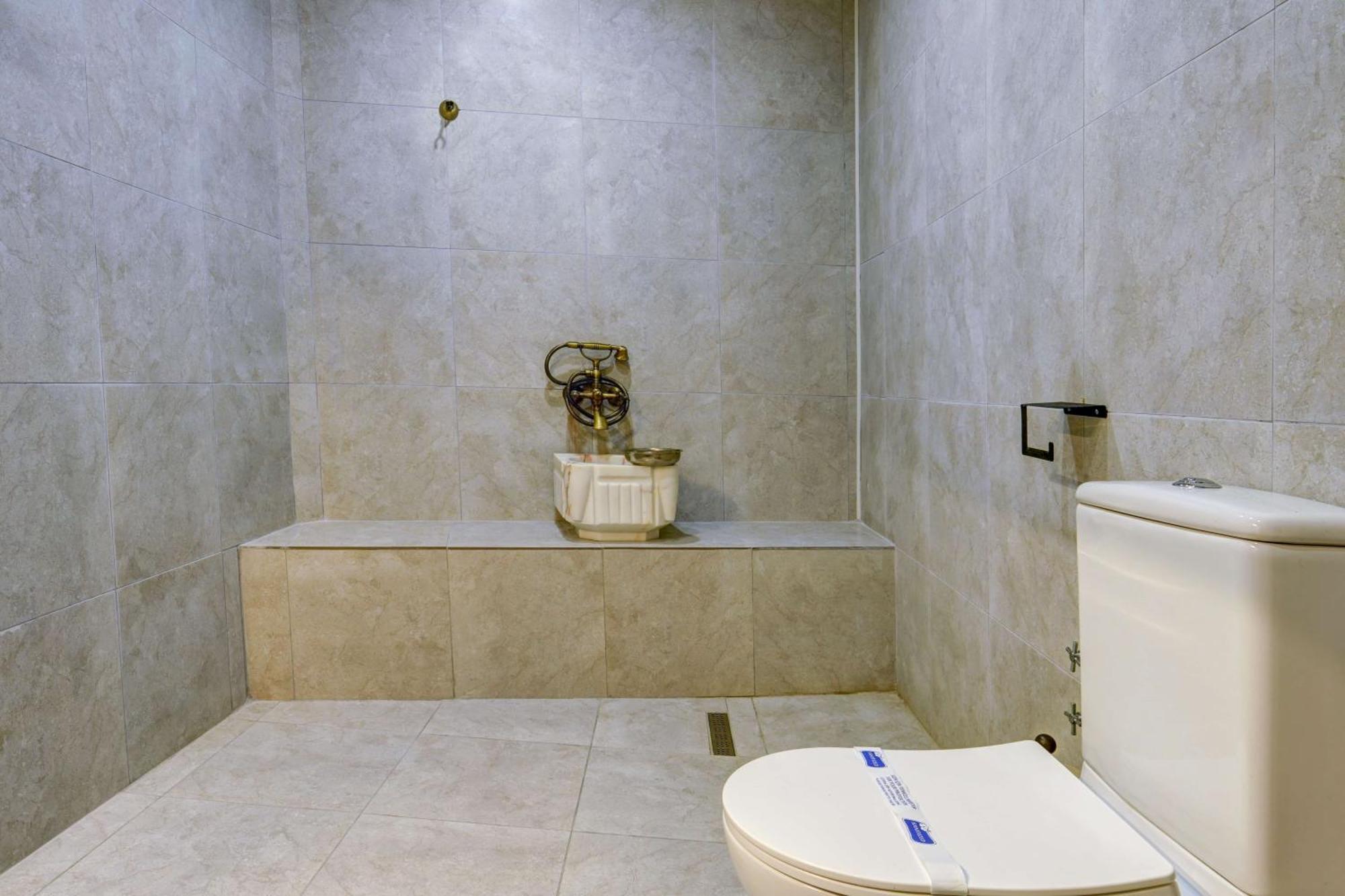 Ask-i Nare Cave - Swimming Pool & 5*