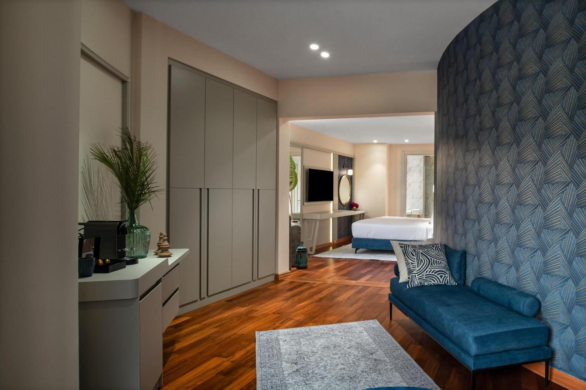 Ailla Hotel
