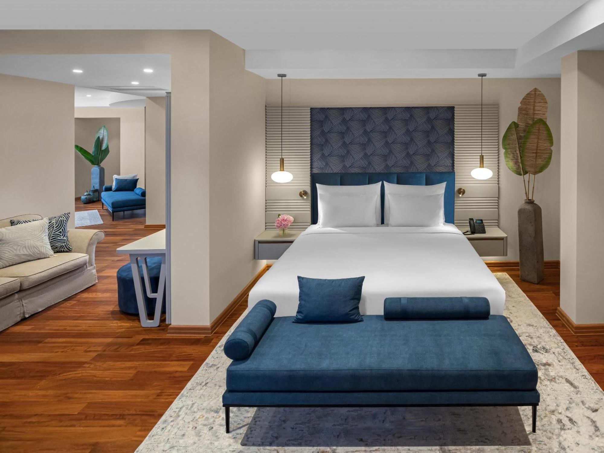 Hotel Ailla *