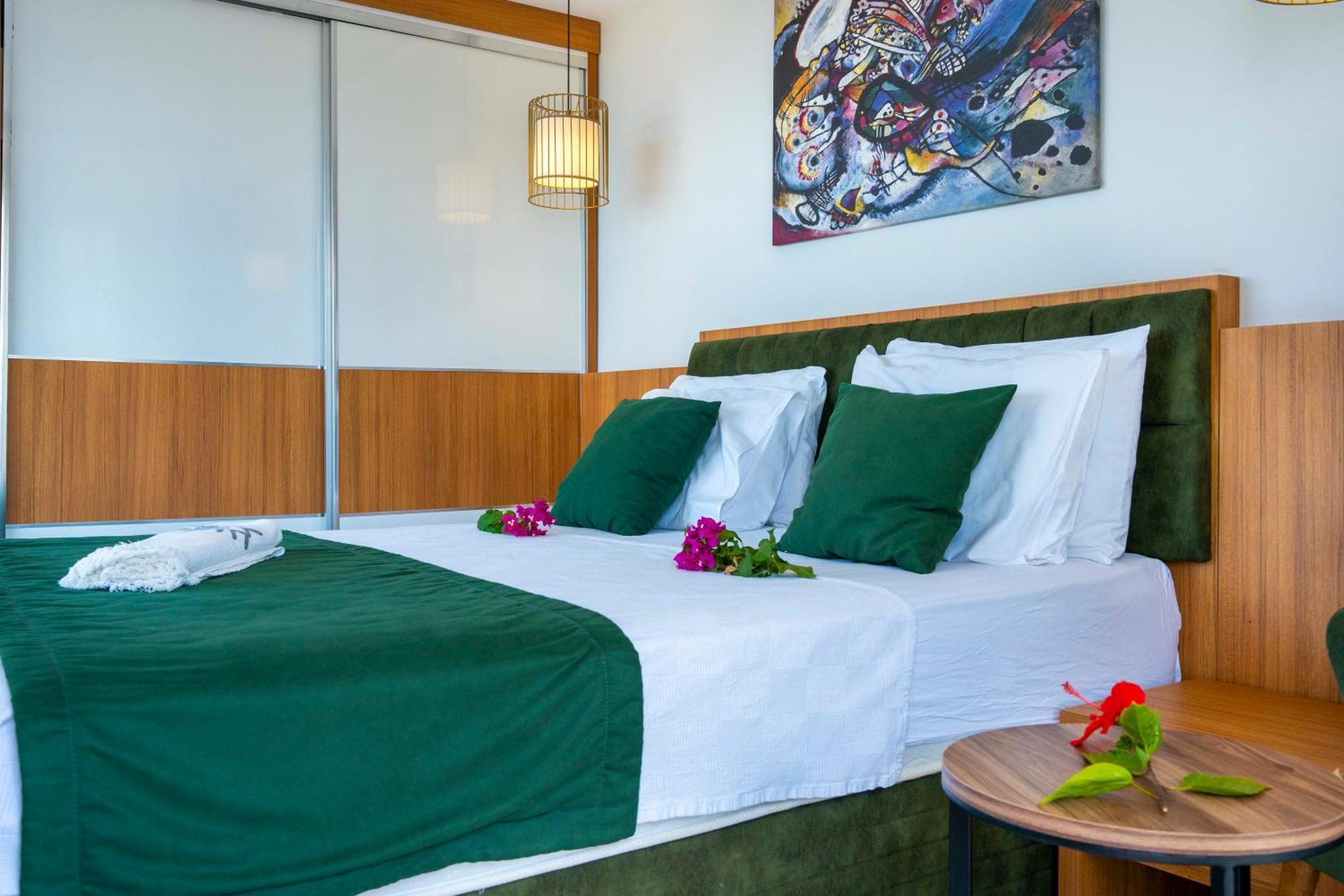 Exclusive Mogons Kalkan