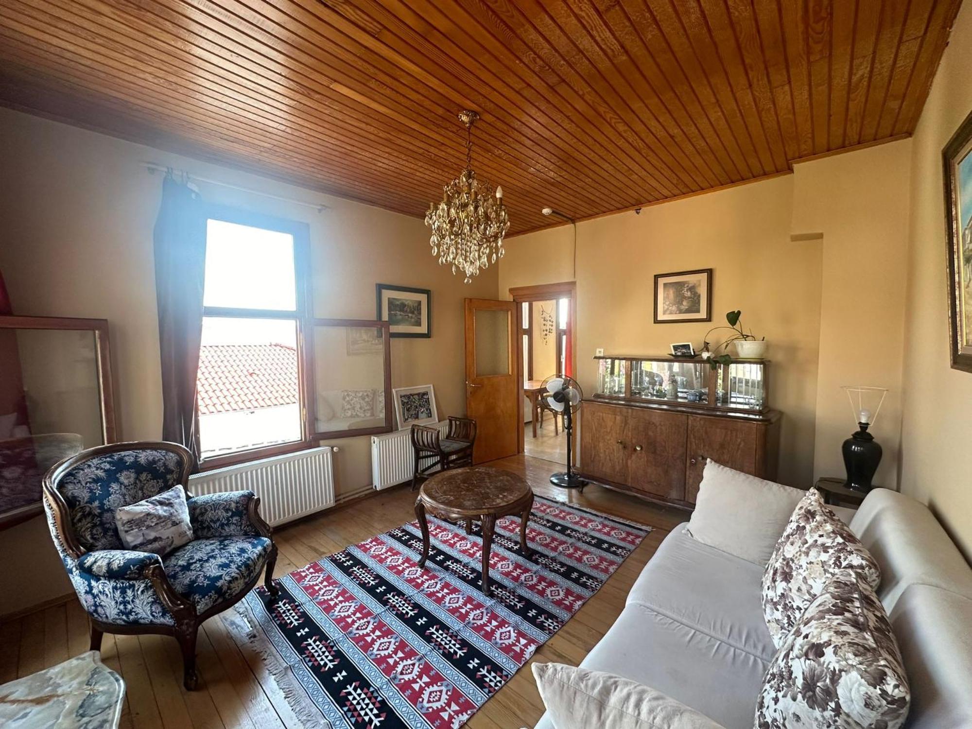 Mnimi Heybeli Apartment *