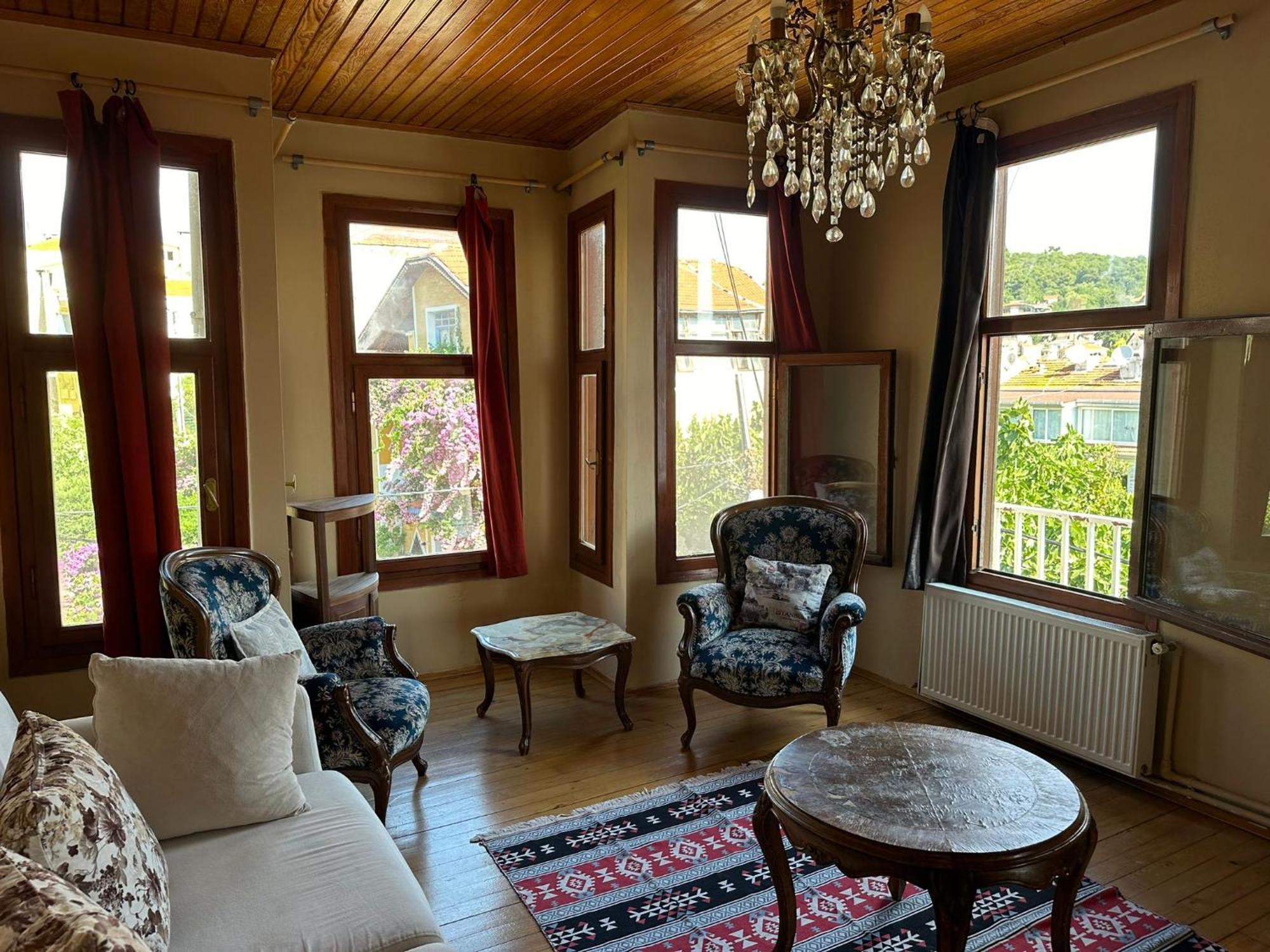 Apartment Mnimi Heybeli *