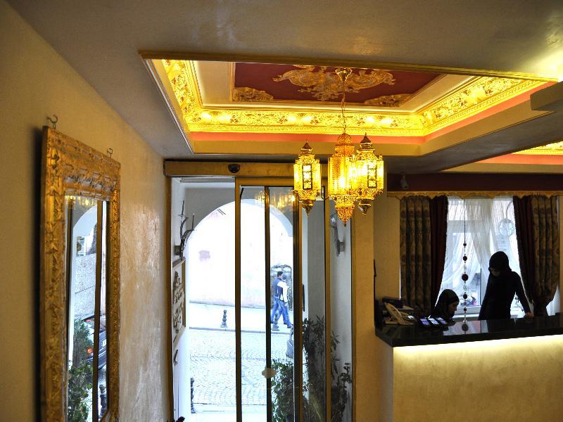 Aquarium Hotel