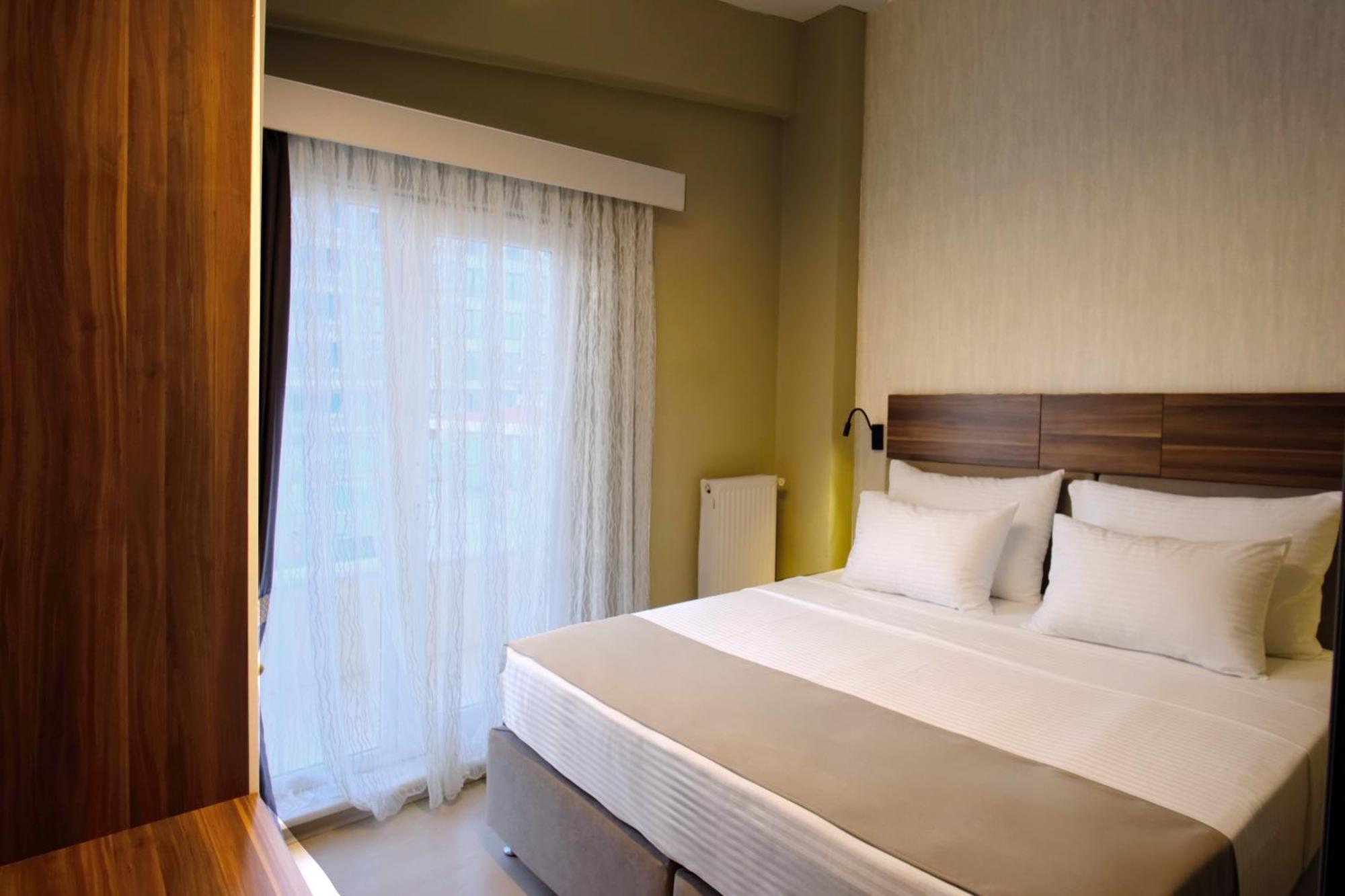 Pereira Hotel *