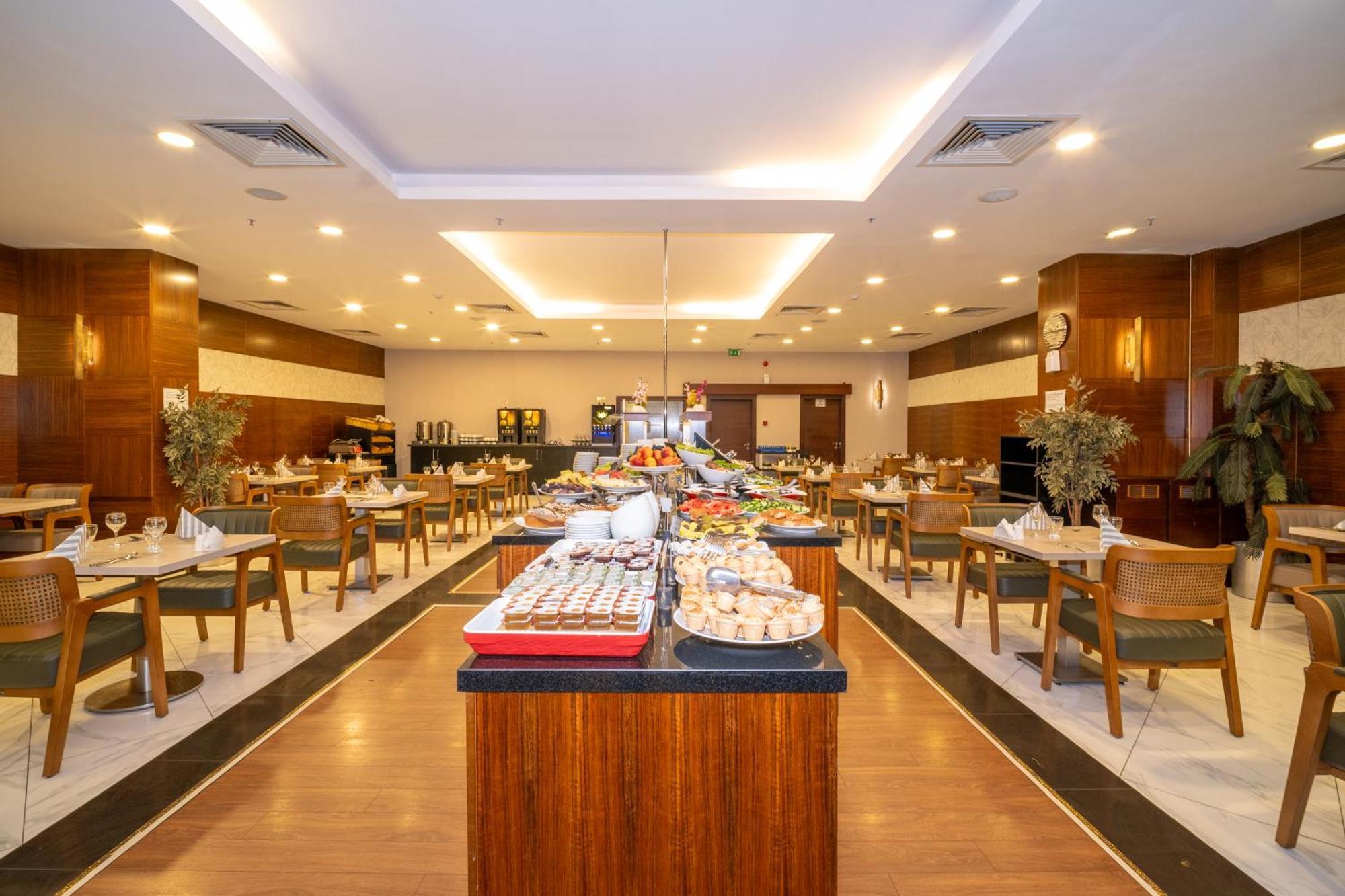Grand S Hotel 4*
