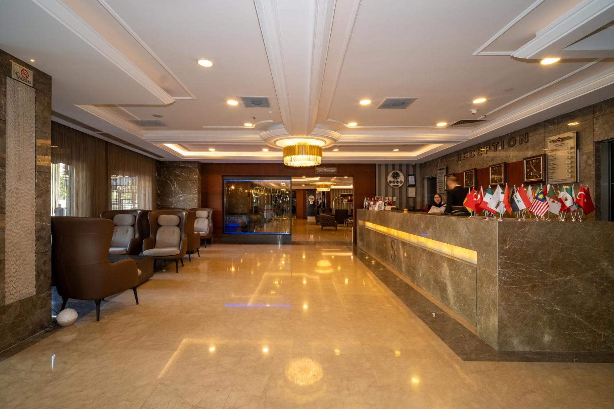 Grand S Hotel 4*