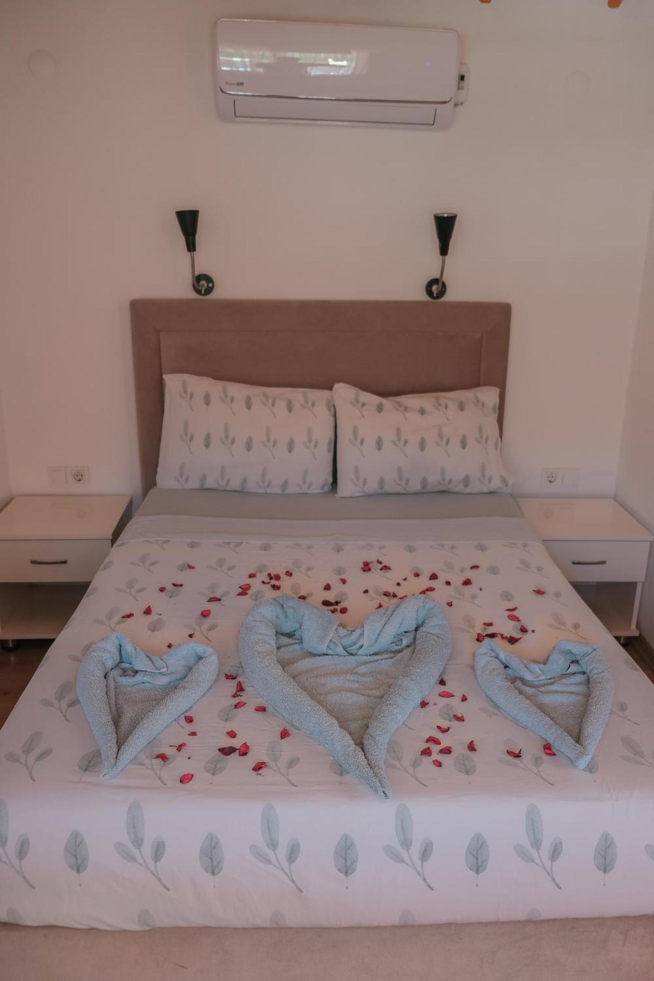 Aparthotel Natureland Efes 3*
