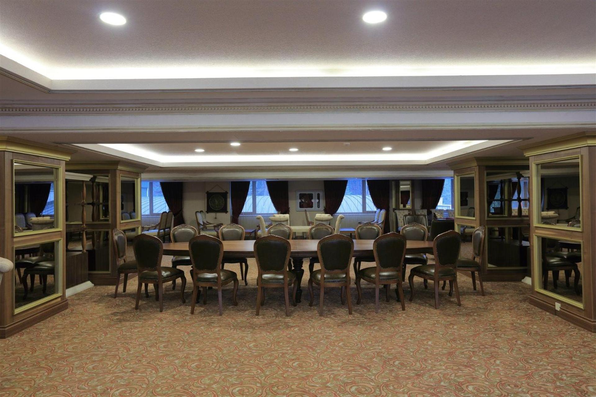 Hotel Cam Thermal &
