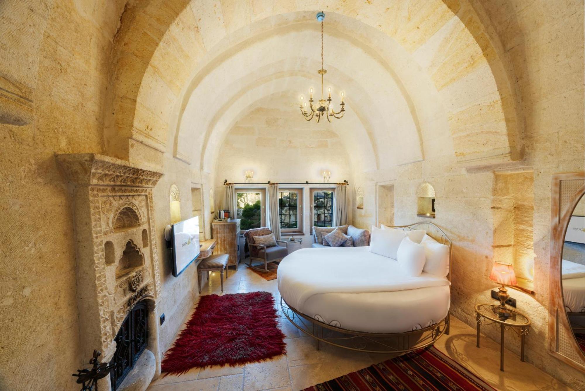 Hotel Tafoni Cave