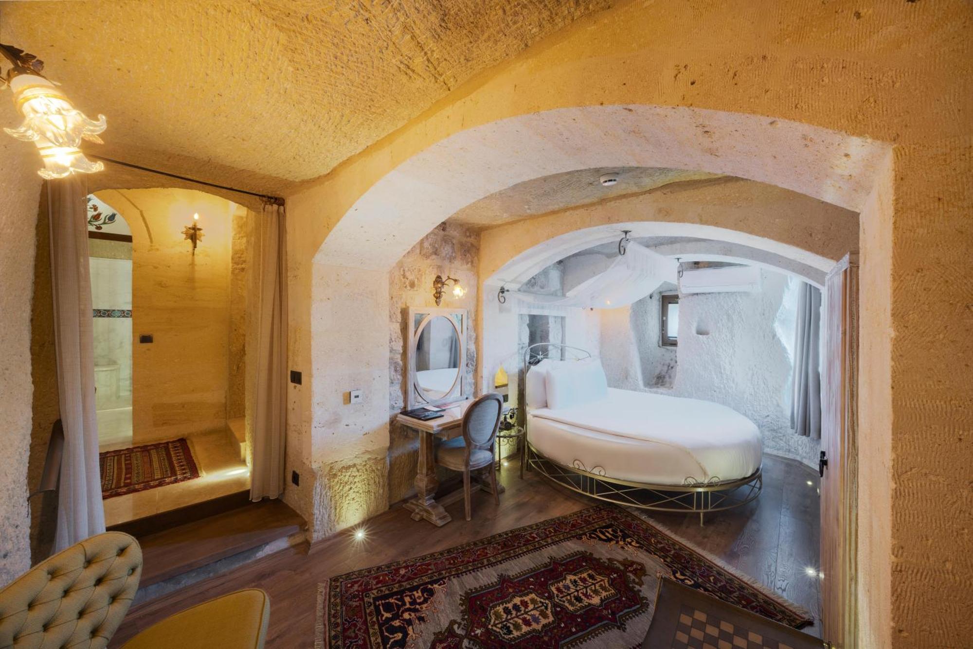 Hotel Tafoni Cave 5*