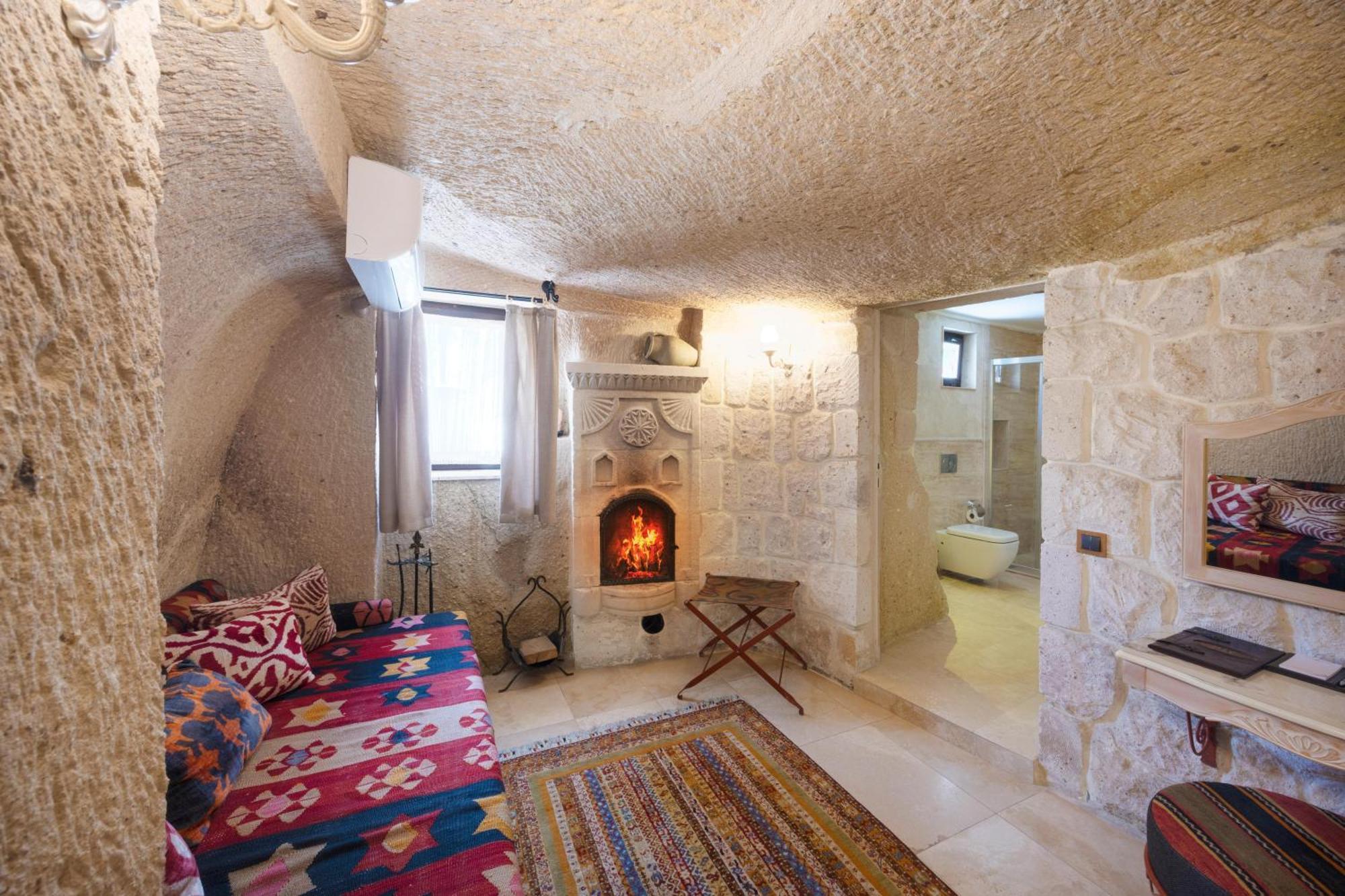 Hotel Tafoni Cave 5*