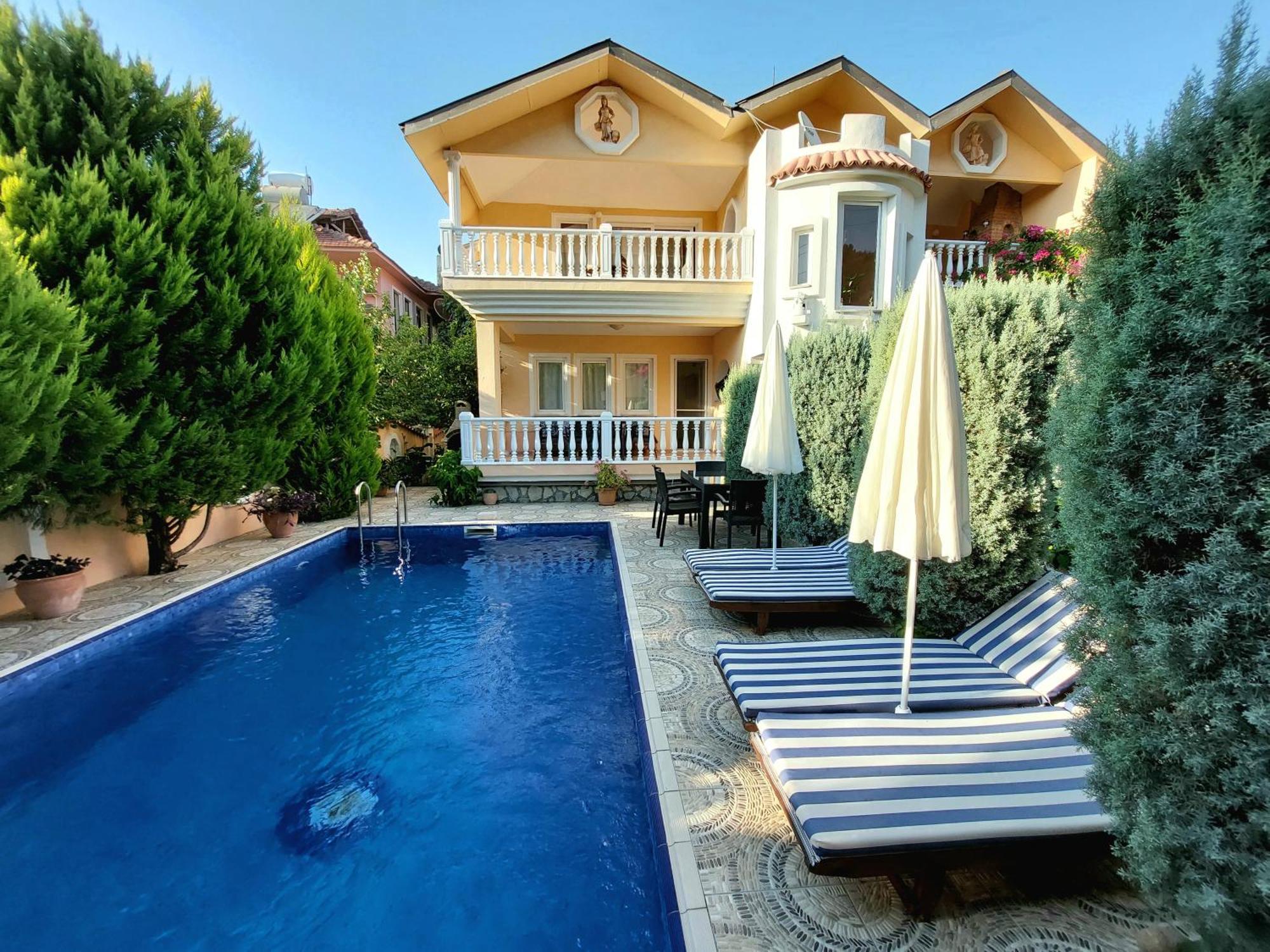Palace Villa Dalyan