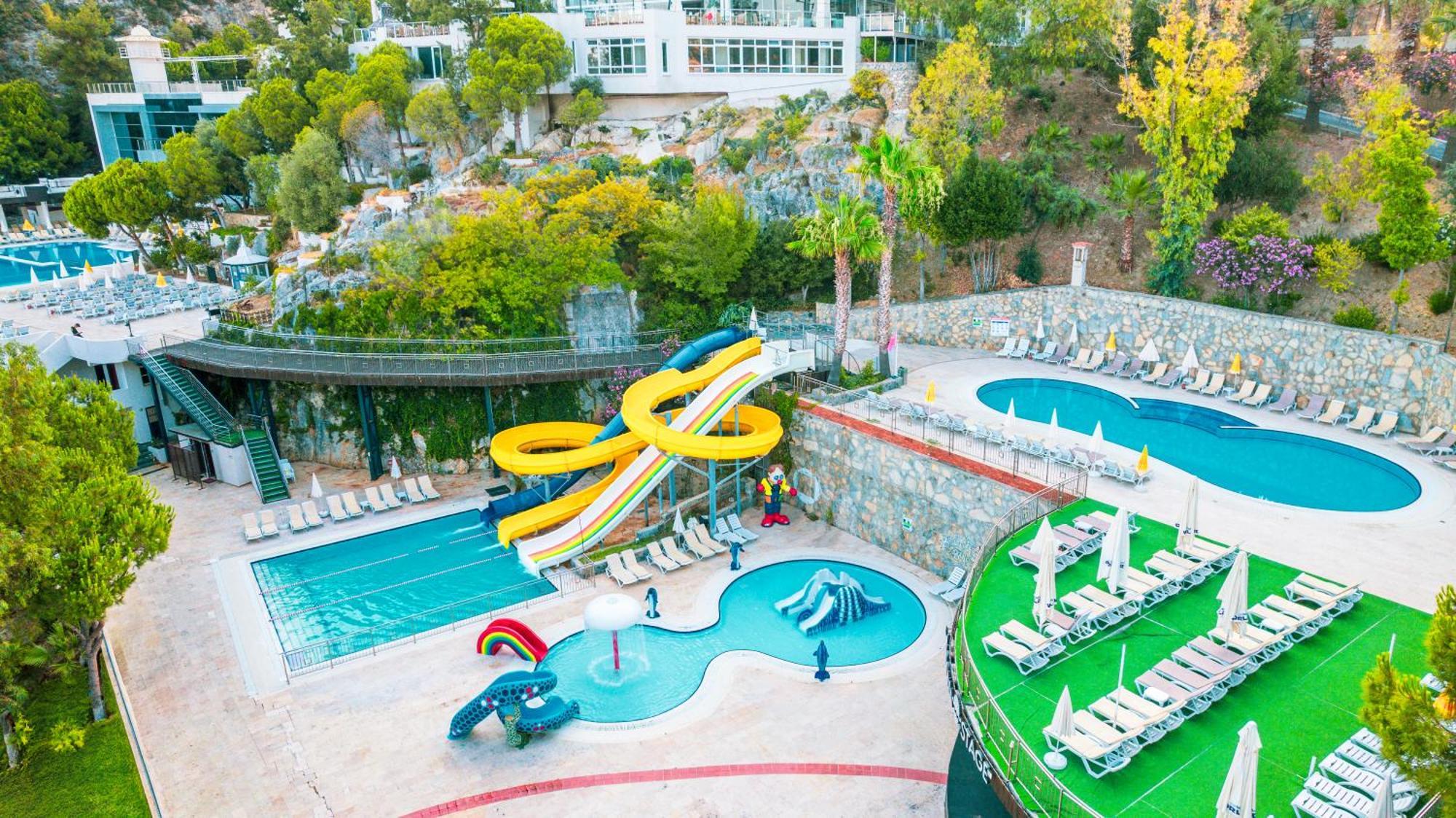 Hotel Ladonia Adakule 5*