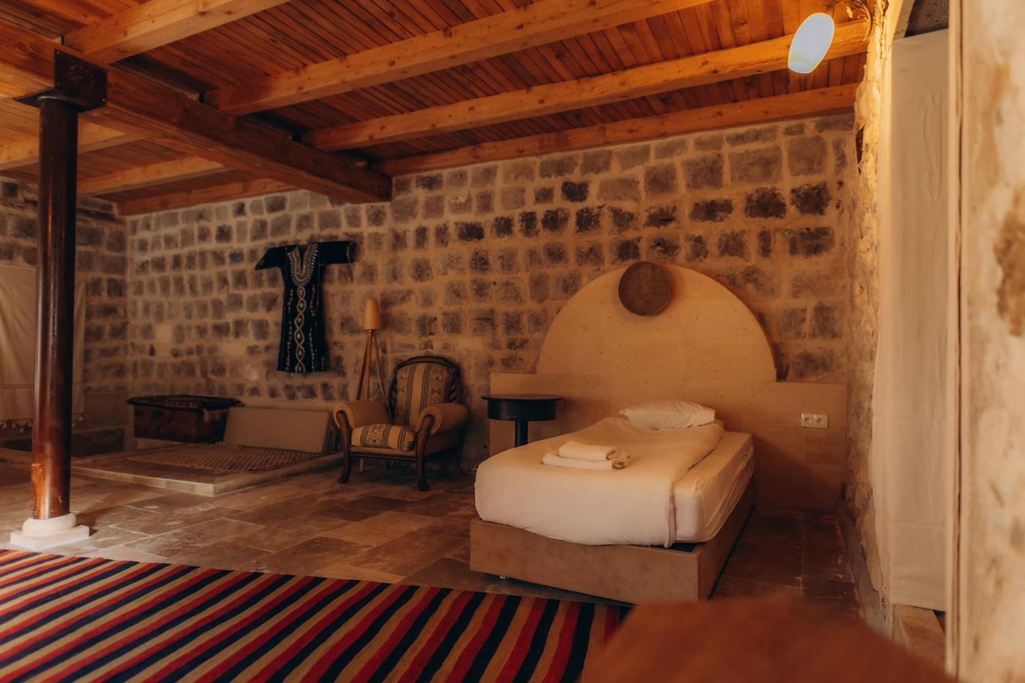 Anatolia Raymonde Cave House Guest house *