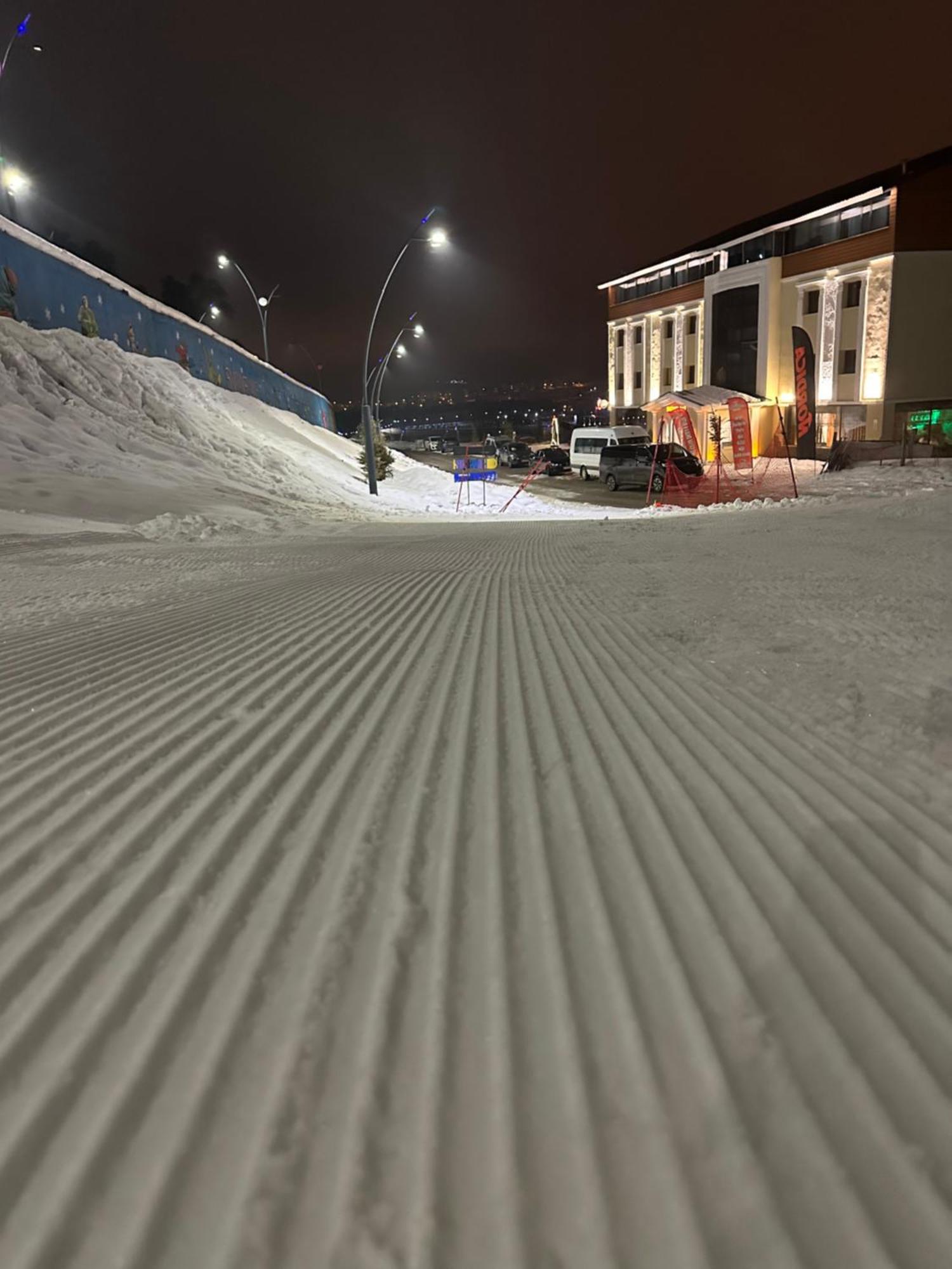 Hotel Snowflake Dag & Sarikamis