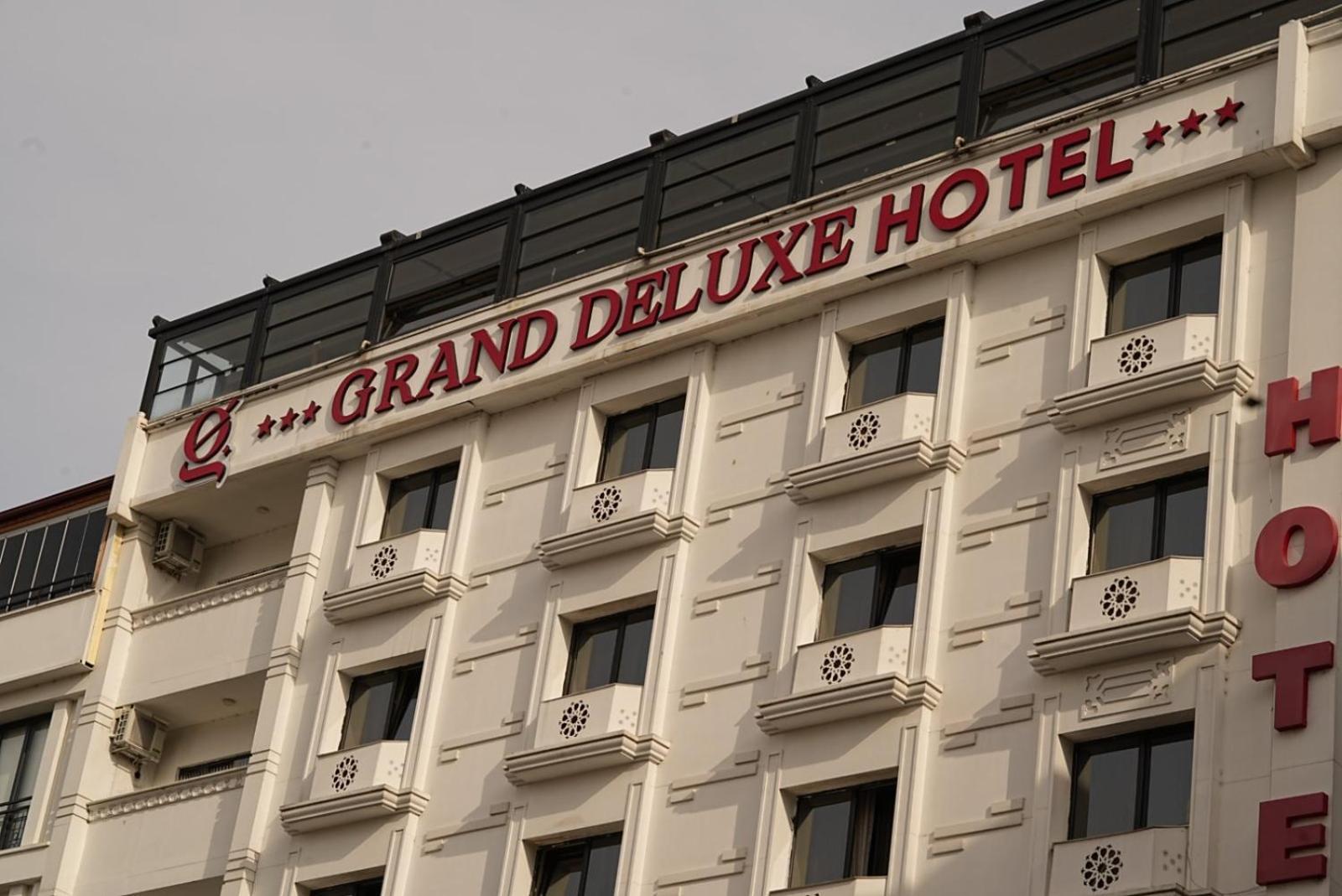 Grand Delux Hotel