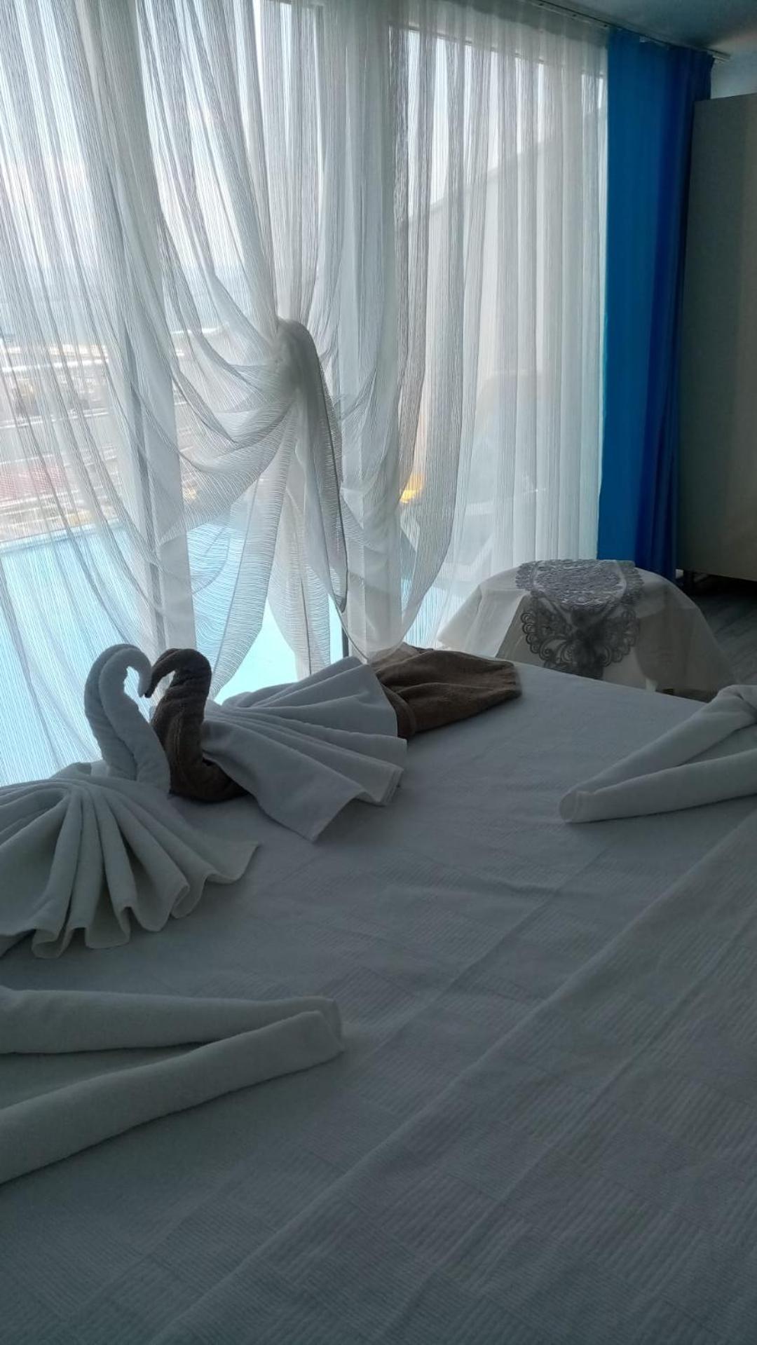 Paradise Akcay Hotel *