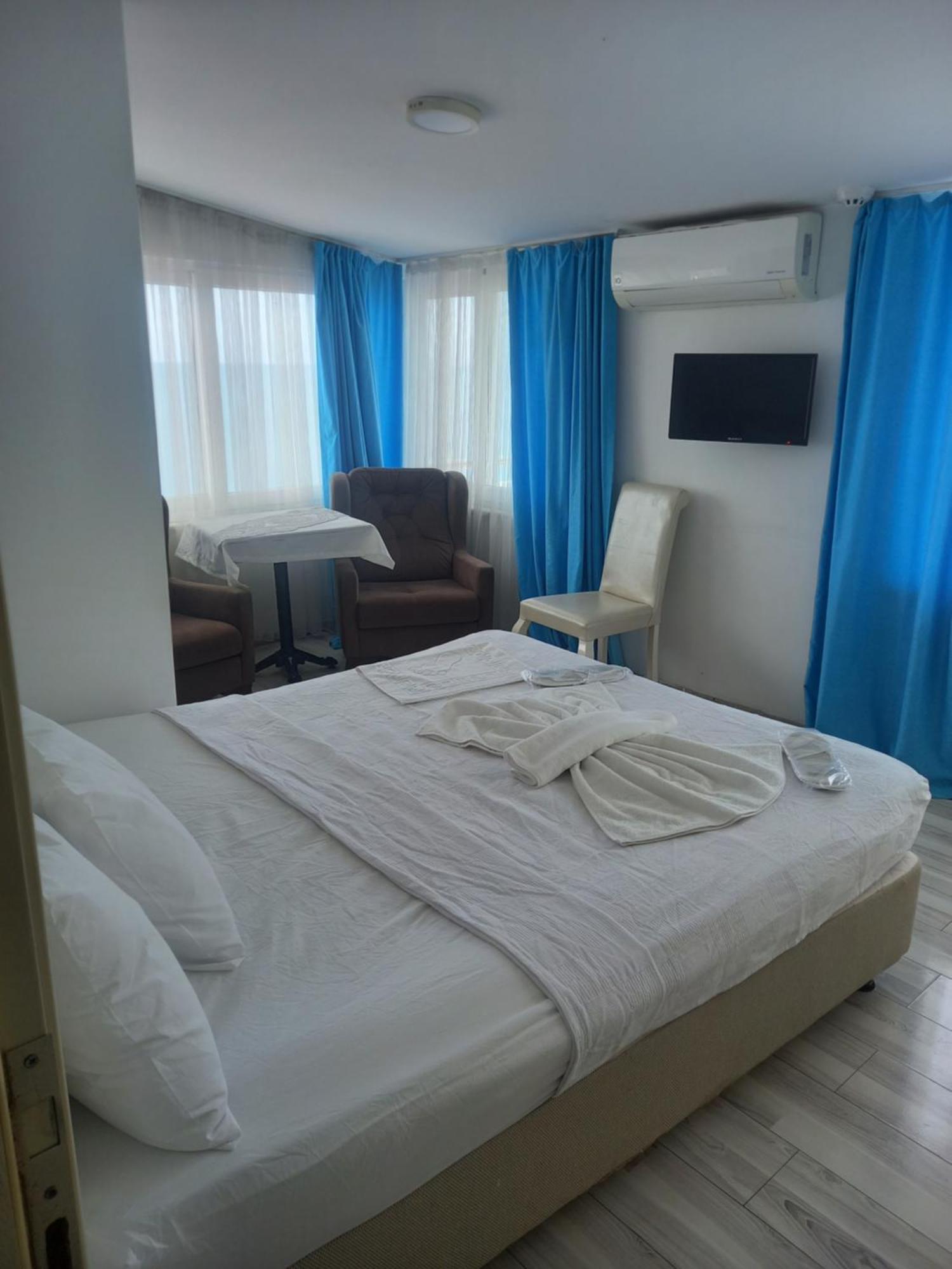 Paradise Akcay Hotel *