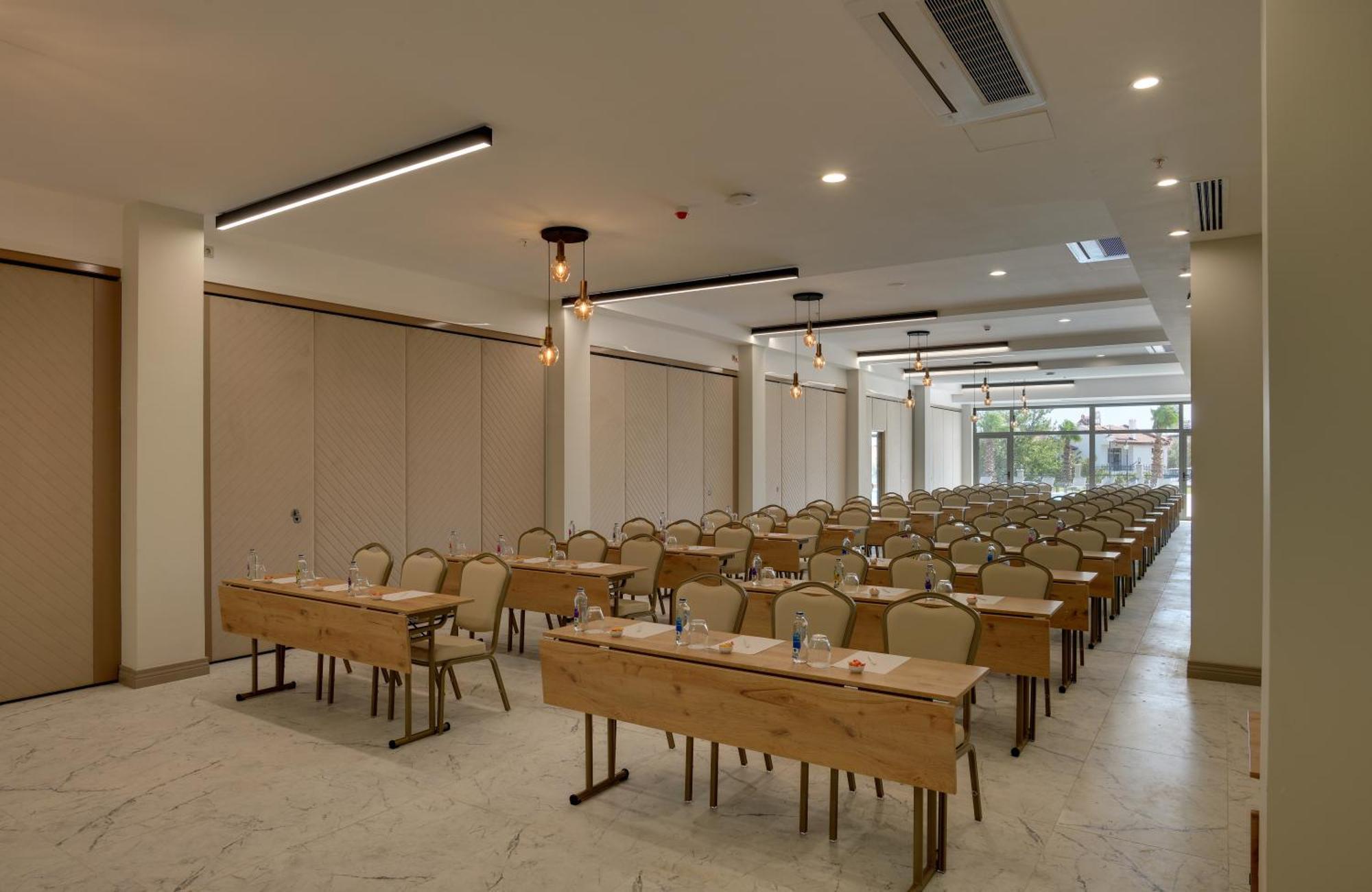Dedeman Guere Nurhayat Thermal Resort&spa 5*