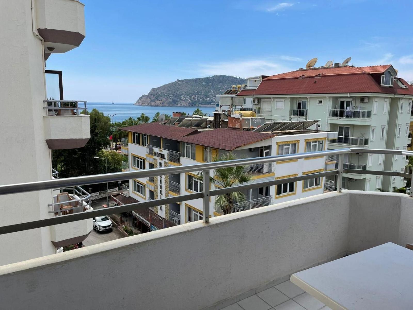 Hotel Rosella 3*