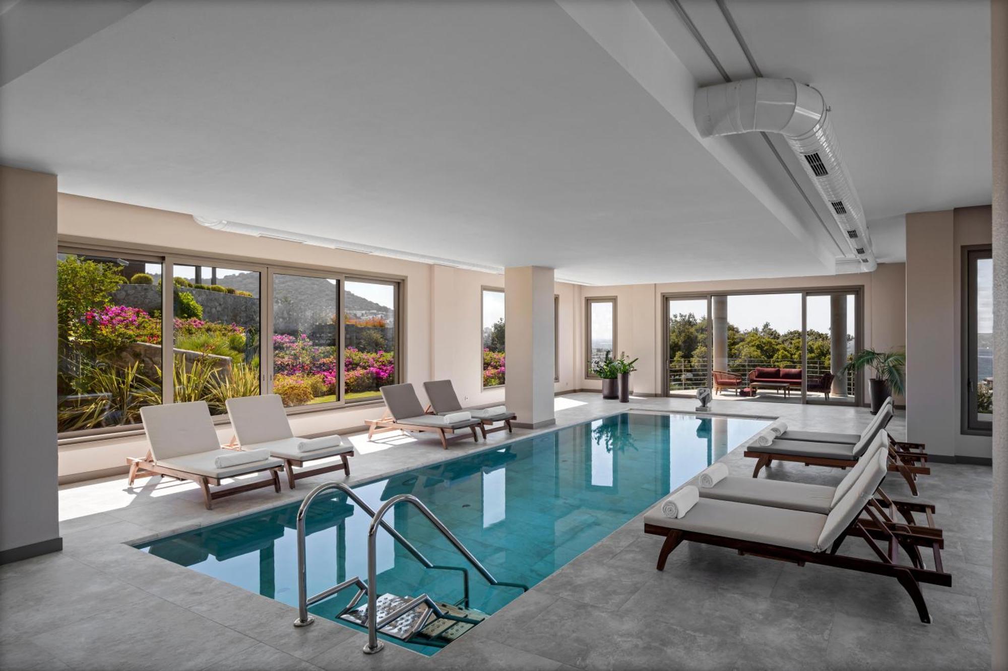 Ailla Hotel