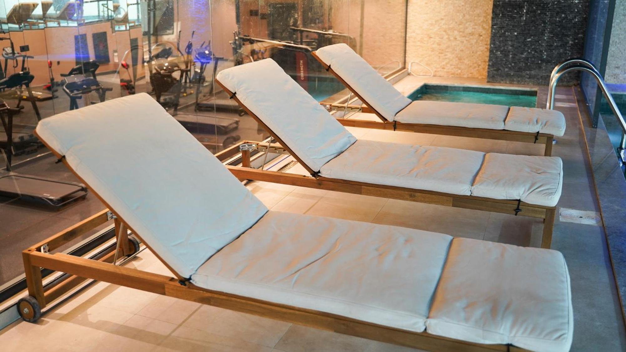 Cip & - Bakirkoey Center 4*