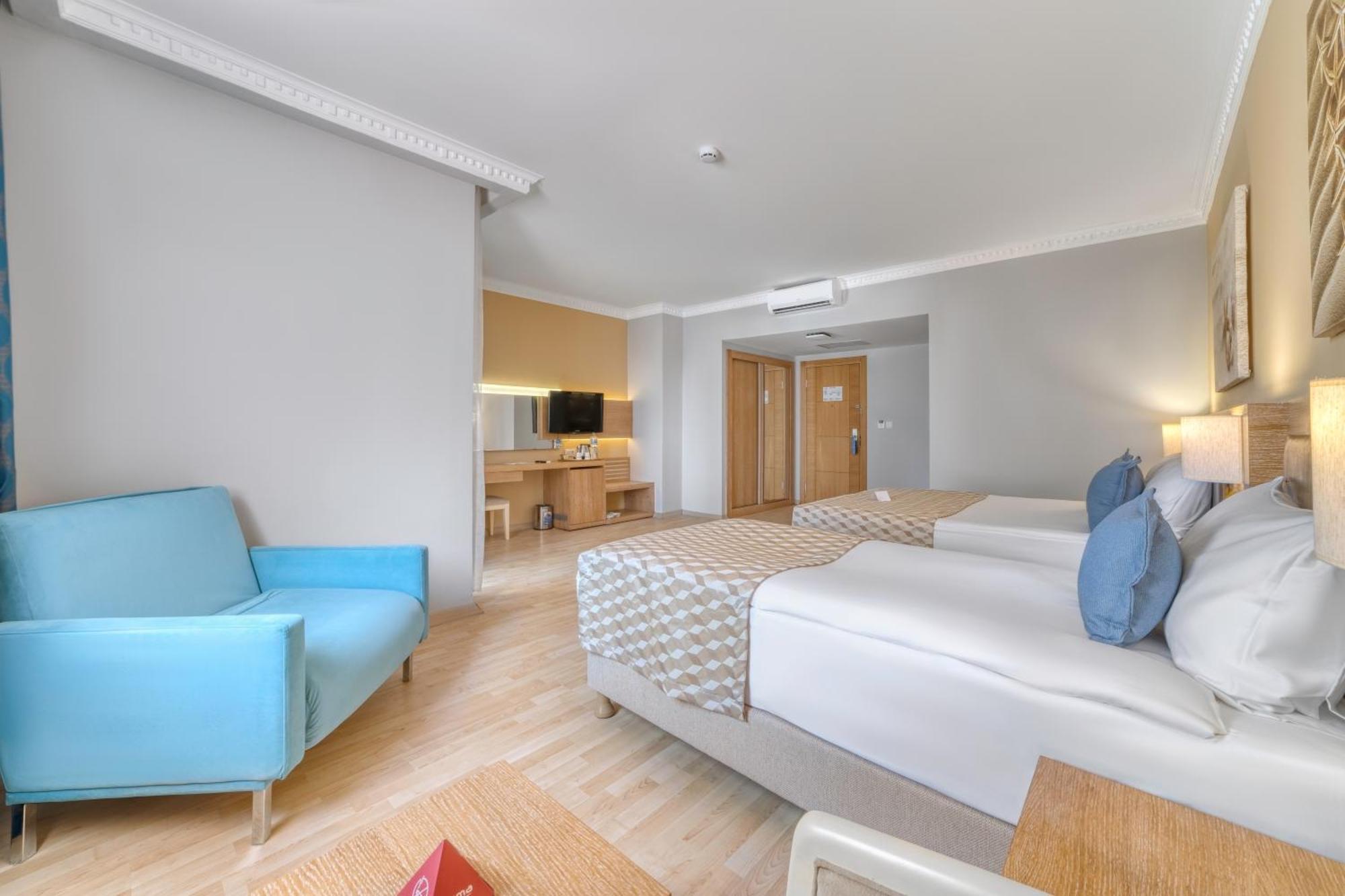 Hotel Numa Club 5*