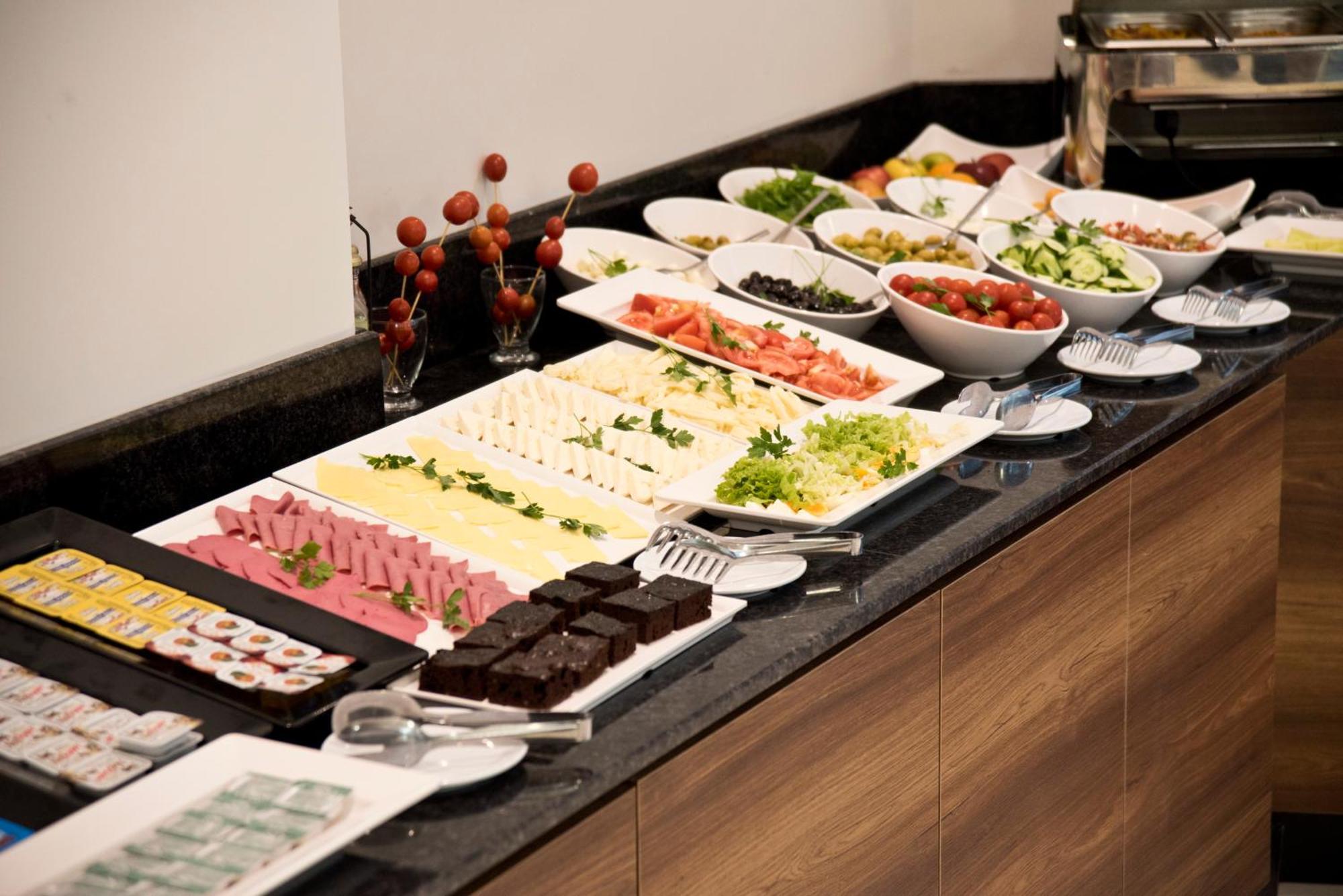 Valide Hotel