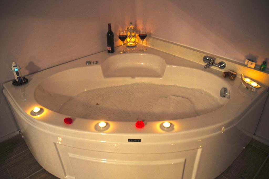 Asmali Garden (adults Only) Love hotel *
