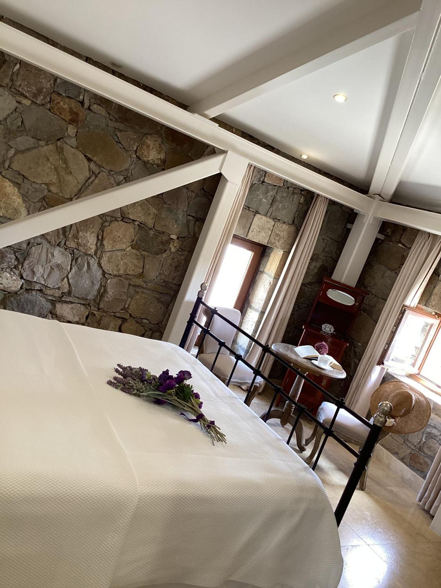Sonef House Hotel