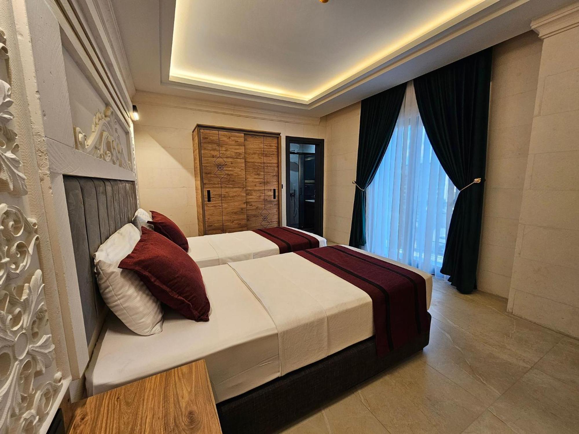 Hotel Baypark & 4*