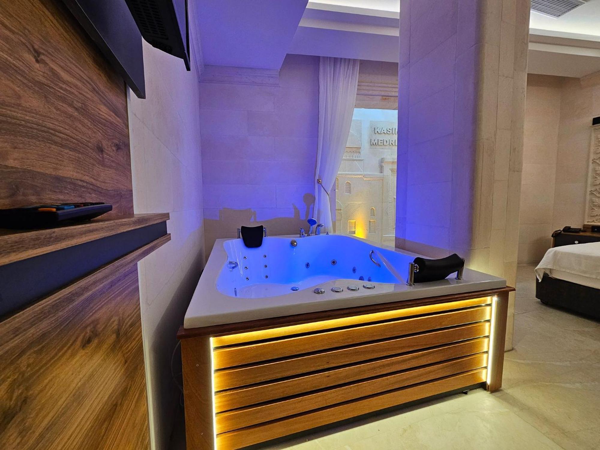 Baypark & Hotel Midyat