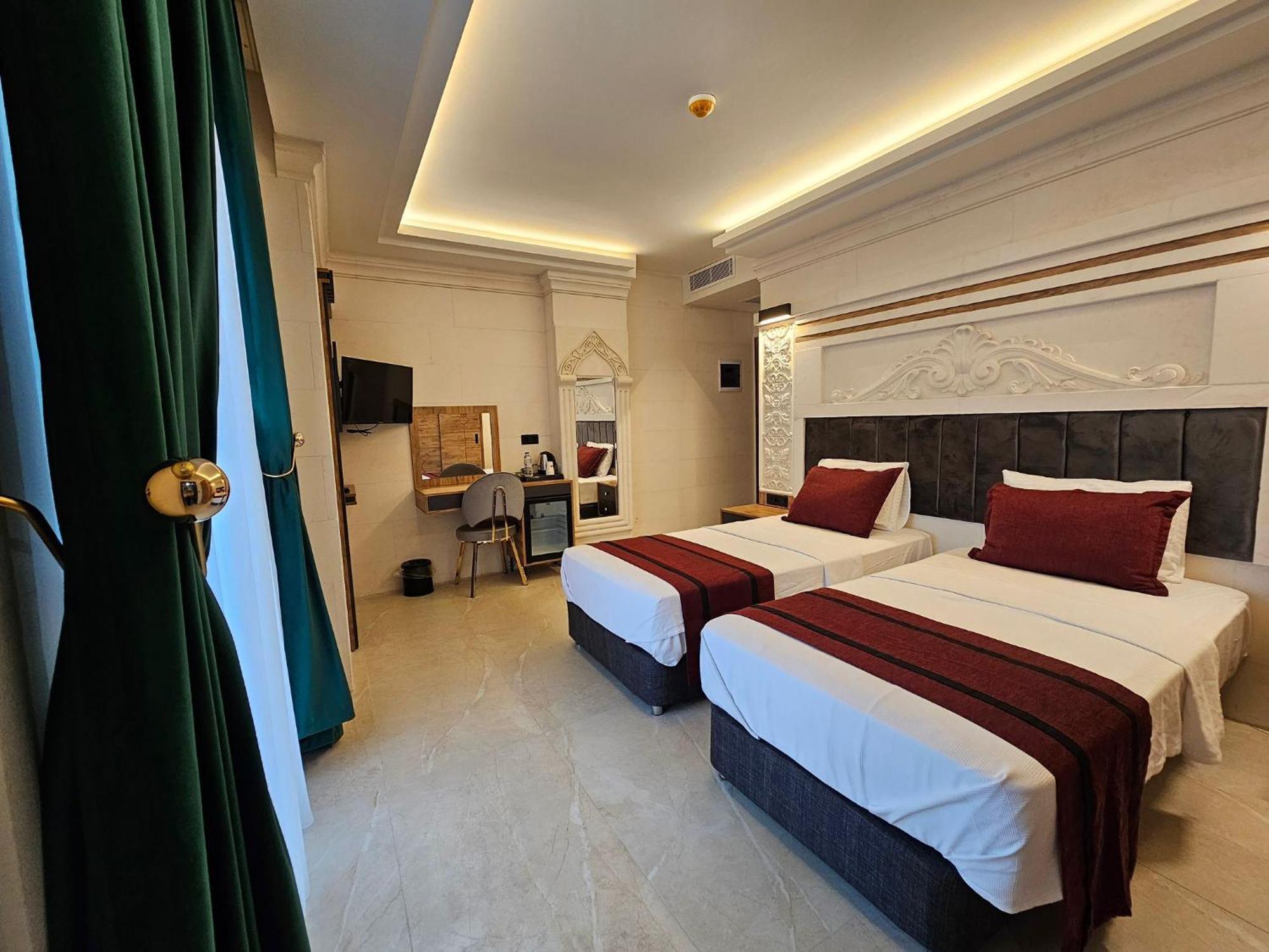 Baypark & 4* Midyat