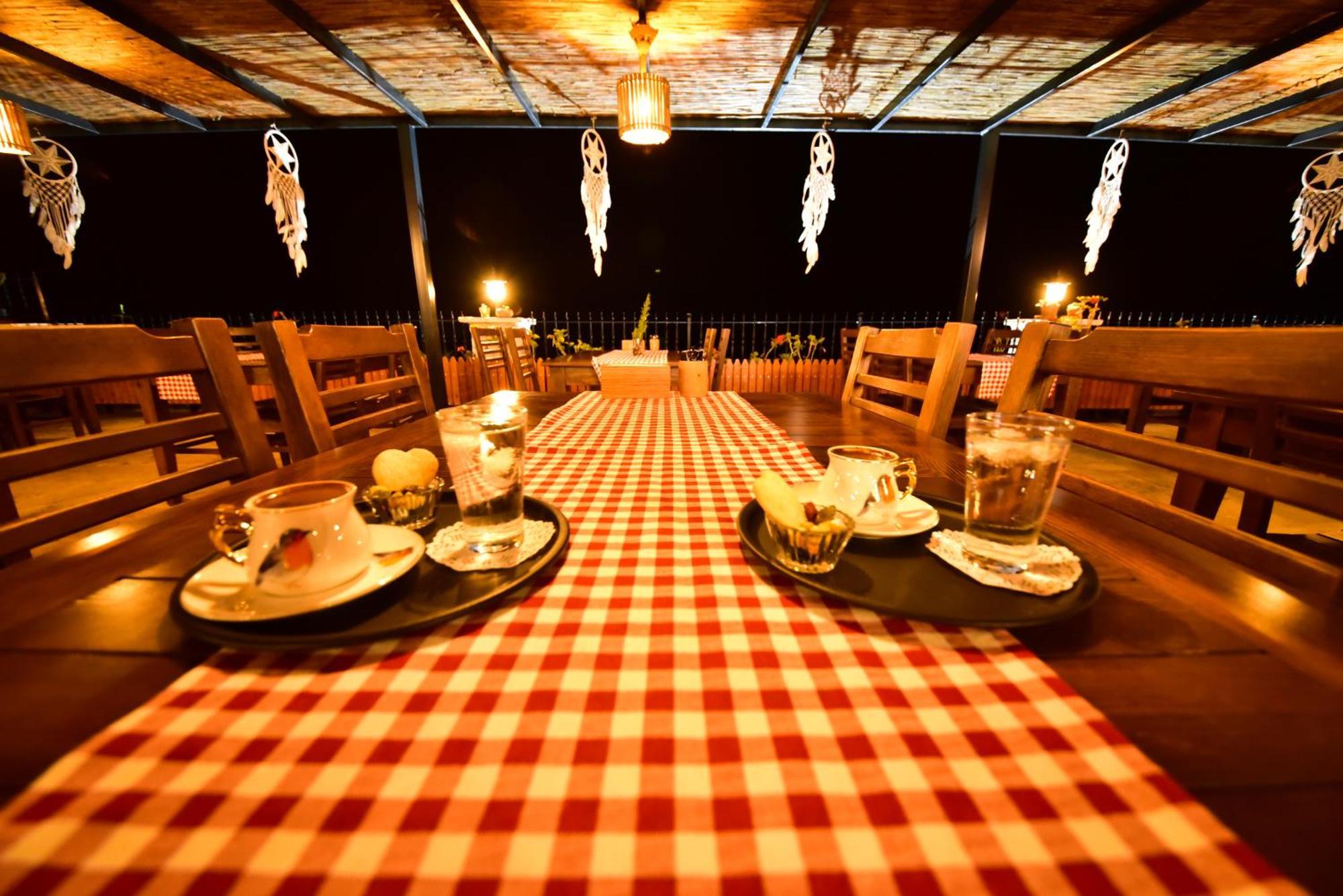 Zuhre Cafe Bed & Breakfast Demre