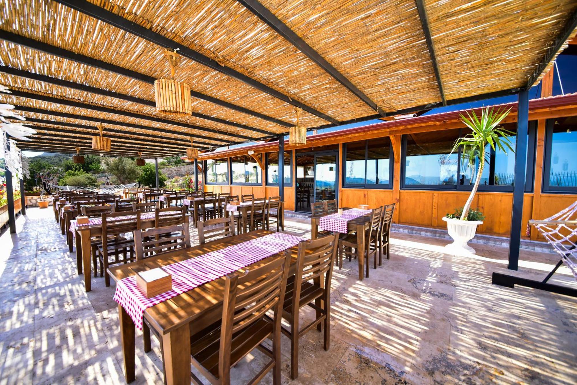 Zuhre Cafe Bed & Breakfast Demre