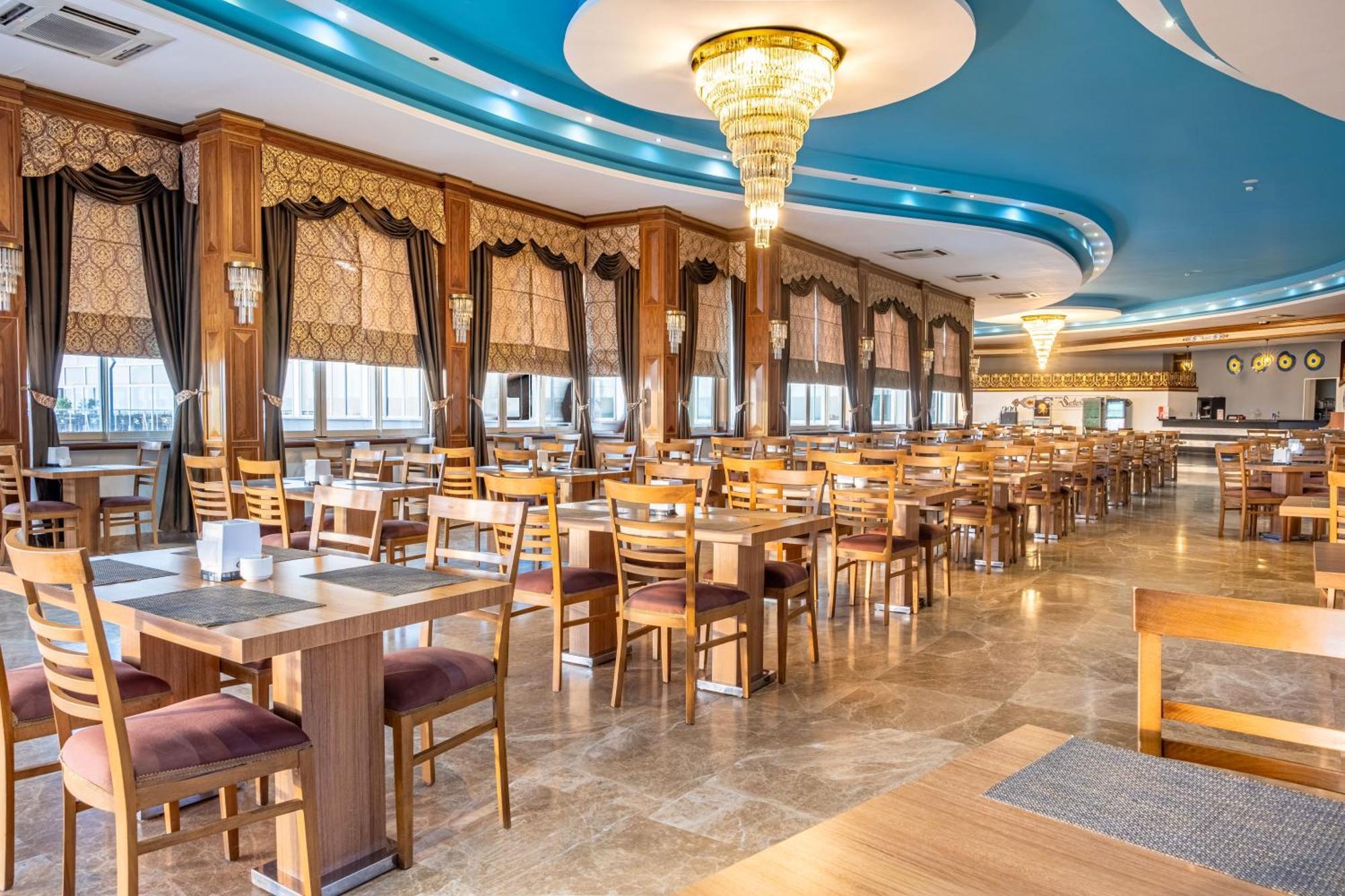 Hotel Senza Grand Santana