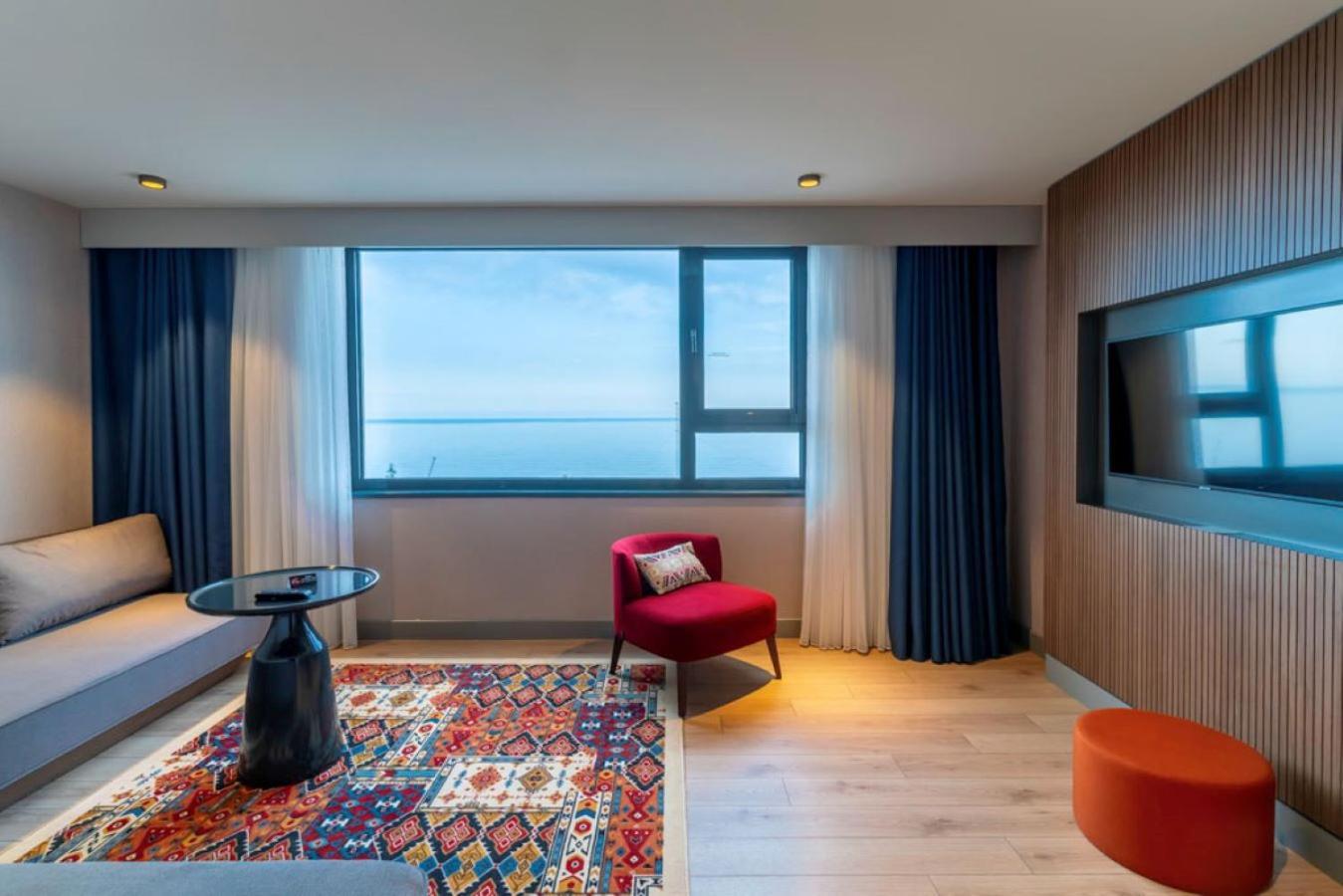 Mercure Hotel 5*