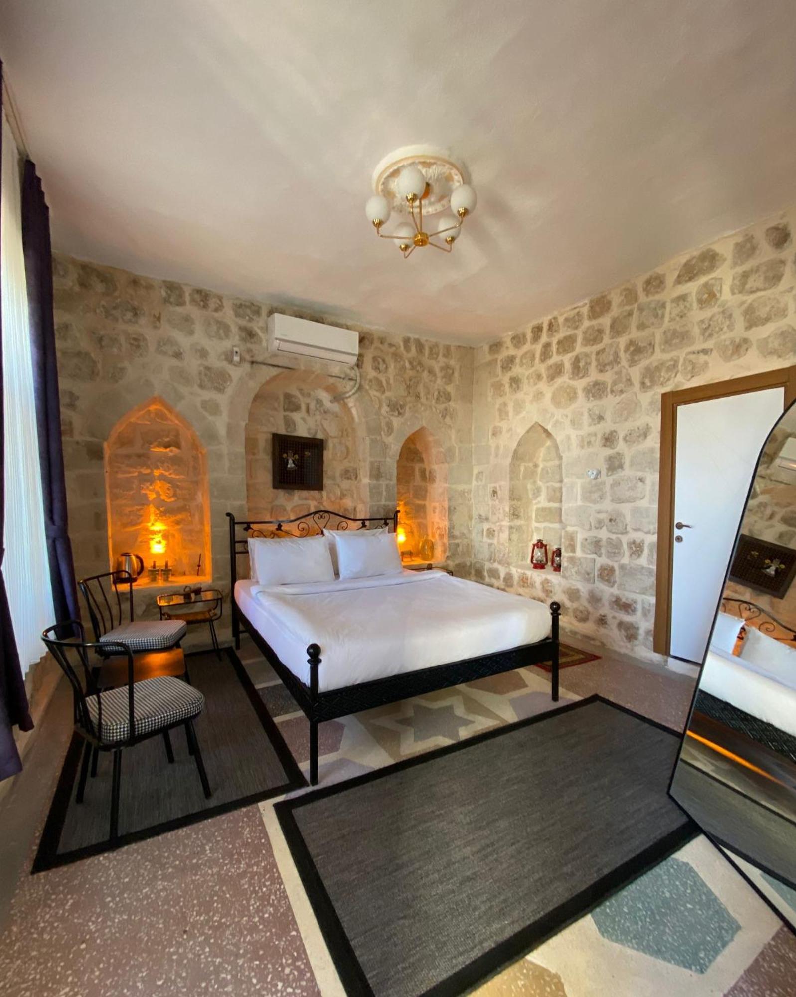 Rumi Konagi Mardin