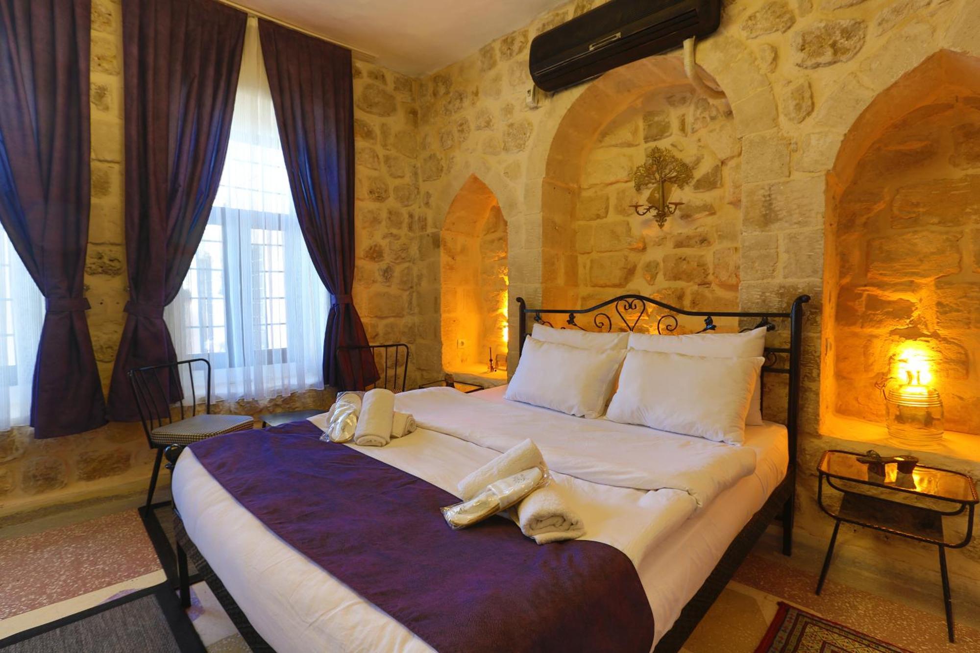 Rumi Konagi * Mardin