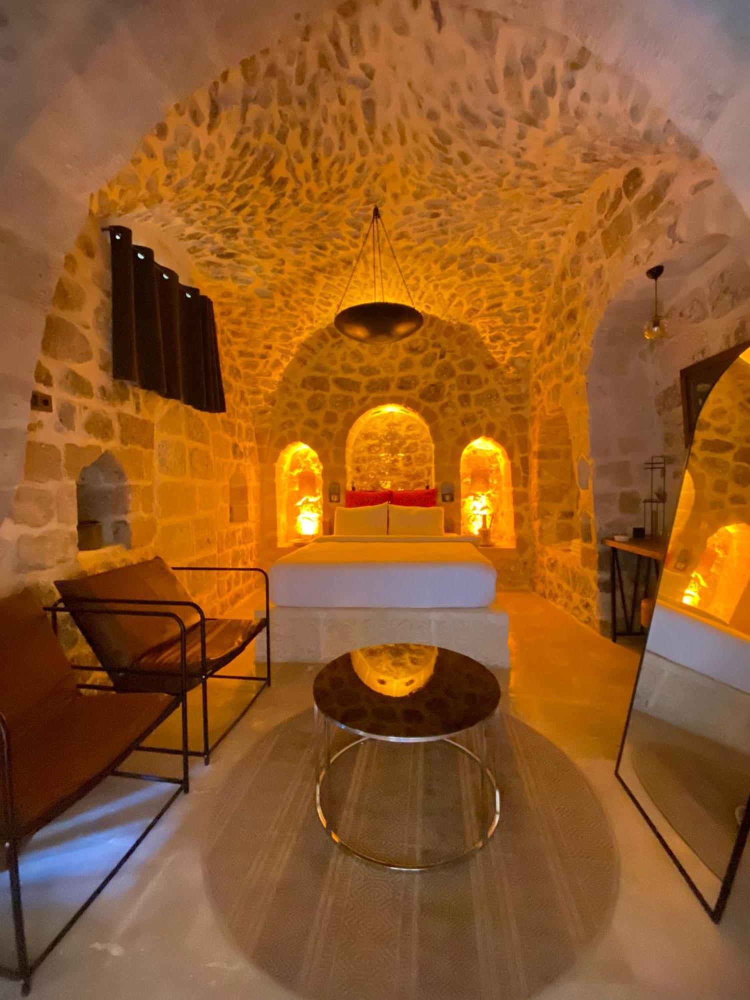 Rumi Konagi Mardin