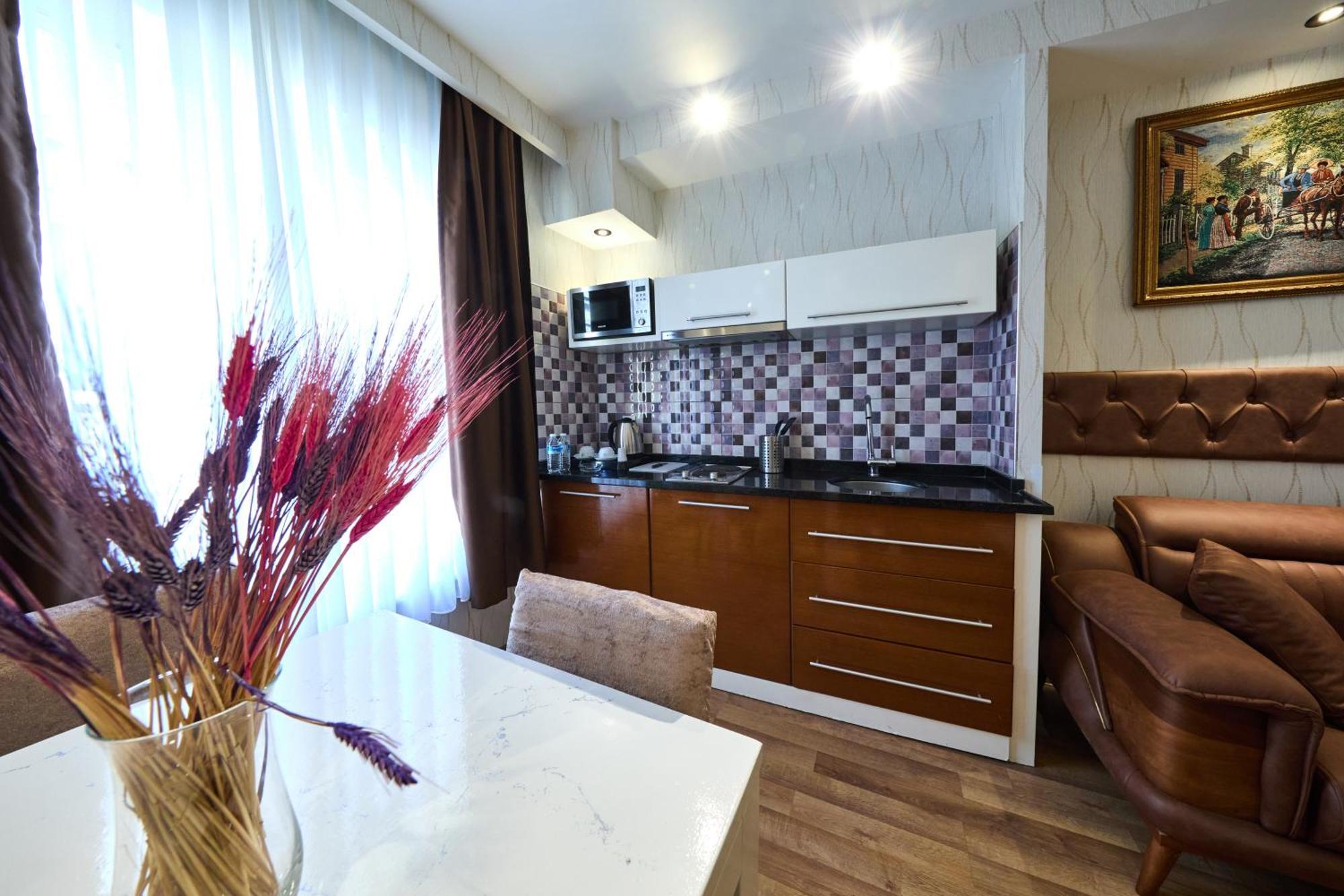By Aydin Hotel