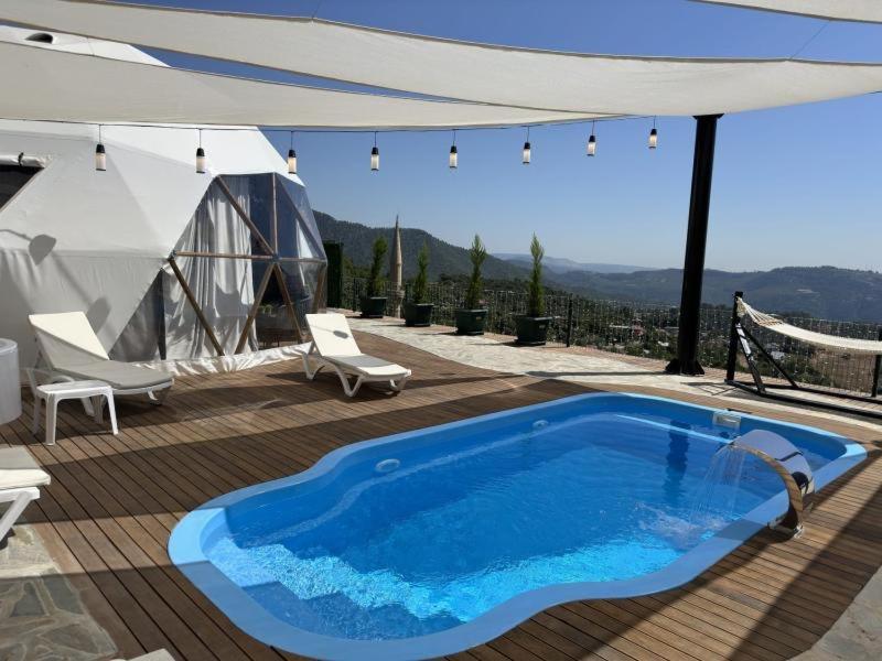 Otelox Sinap Oezel Havuz Ve Jakuzili Glamping