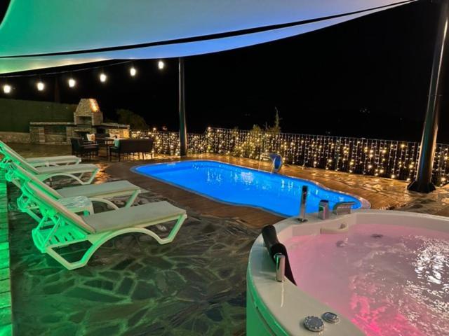 Villa Otelox Sinap Oezel Havuz Ve Jakuzili Glamping Erdemli