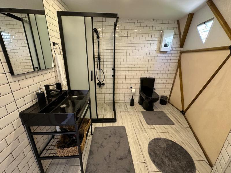 Otelox Sinap Oezel Havuz Ve Jakuzili Glamping Erdemli